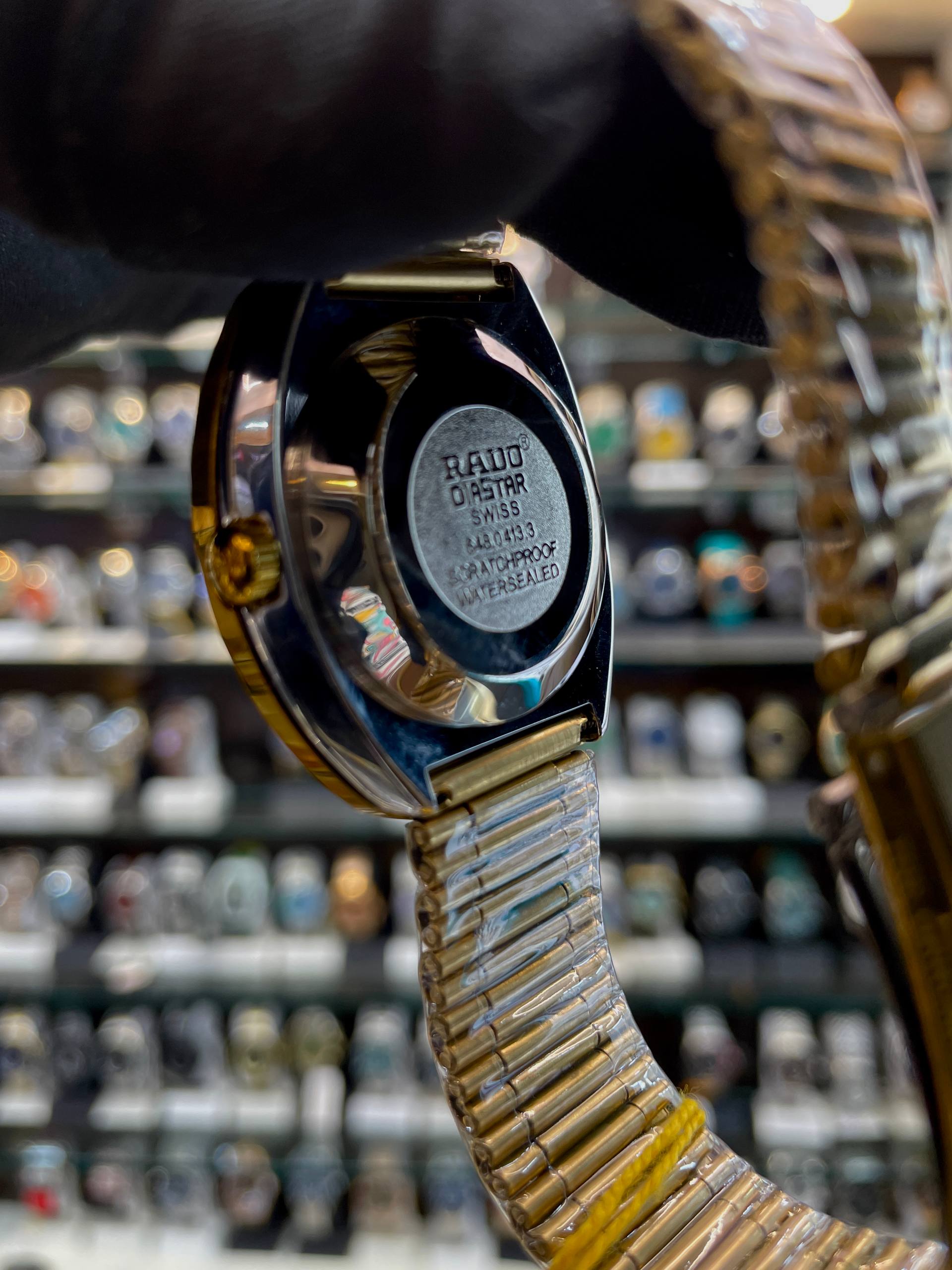 RADO DIASTAR NOW IN MASTER PIECE 🤩 BLACK 🖤 DIAL 🥰 GOLD 🥇 BODY BLACK 🖤 DIAL 🤩 SILVER🥈 DIAMOND 💎