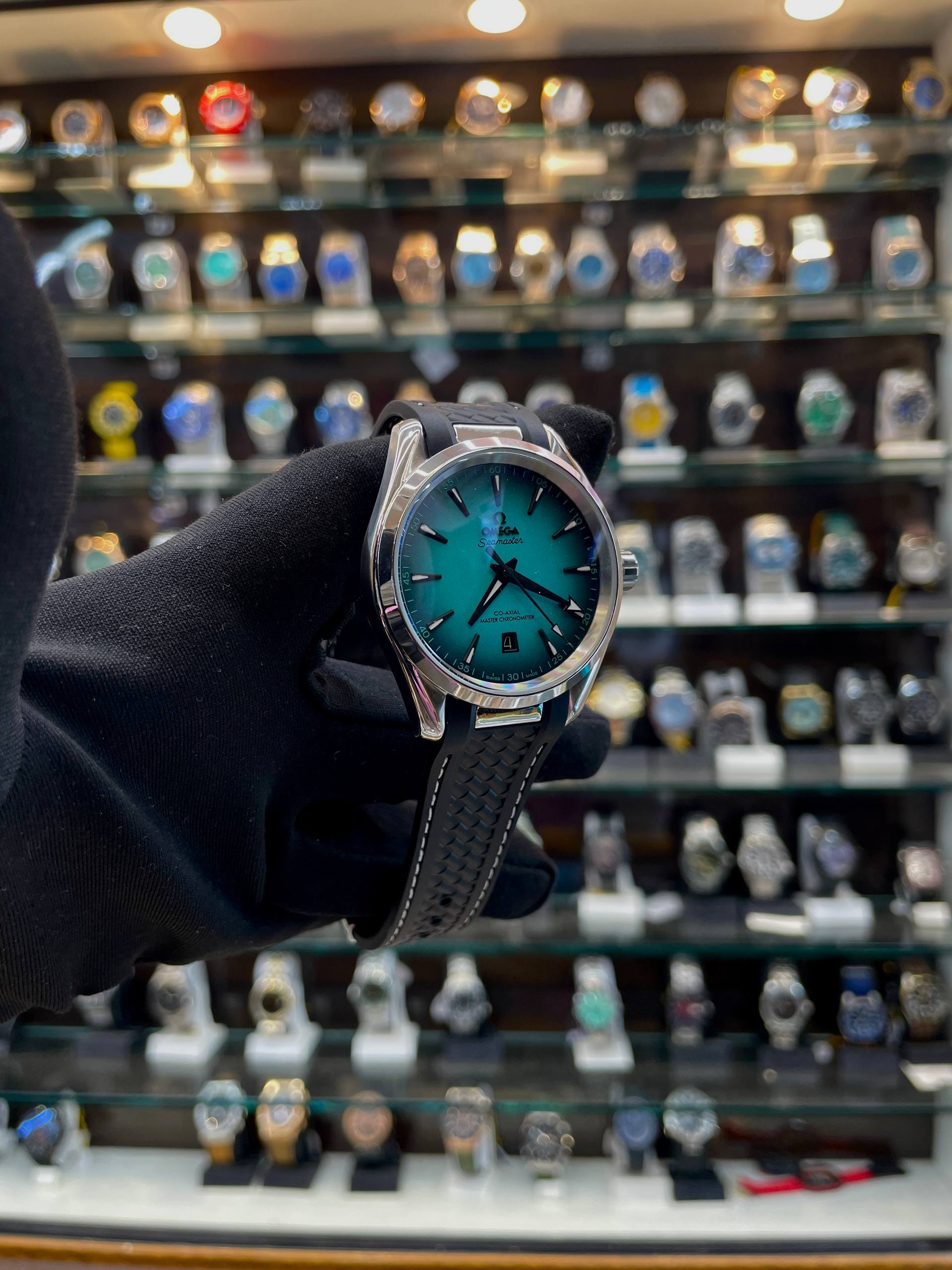 OMEGA SEAMASTER AQUA 🌊 TERRA CO-AXINAL MASTER CHRONOMETER IN MASTER PIECE ⚙️