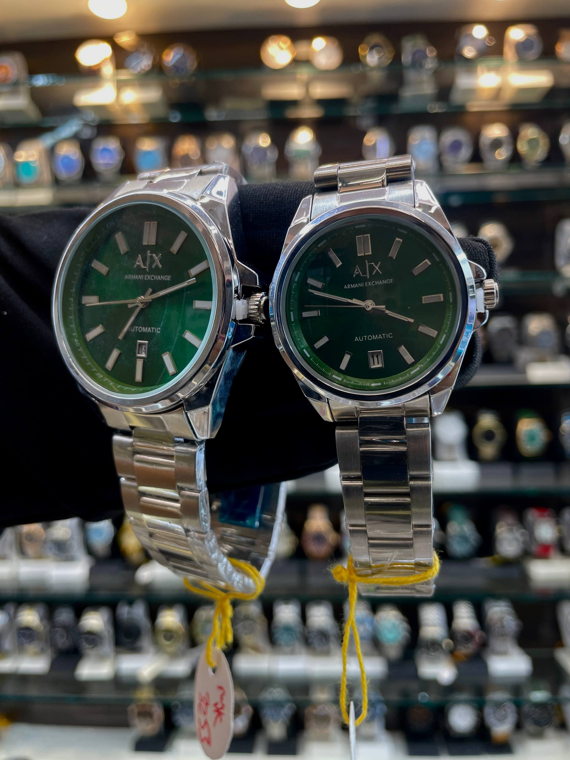 ARMANI EXCHANGE AX NOW IN COUPLE SET GREEN 💚 DIAL