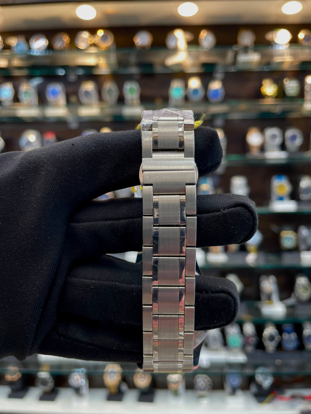 MONT BLANC 1858 ICED SEA AUTOMATIC DATE WATCH FEATURING IN MASTER PIECE 🤩