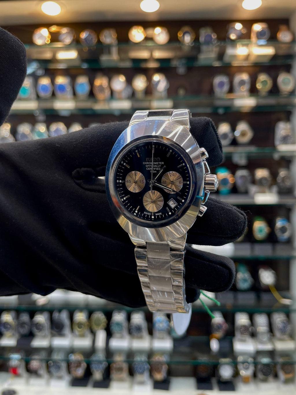 RADO 100M CHRONOGRAPH NOW IN MASTER PIECE 🤩 BLACK 🖤 BLACK 🖤 DIAL 🤩 CHRONOGRAPH WORKING ✅ DATE INDICATOR ☑️SILVER 🥈 STAINLESS BODY & CHAIN ⛓️ ✨ QUARTZ