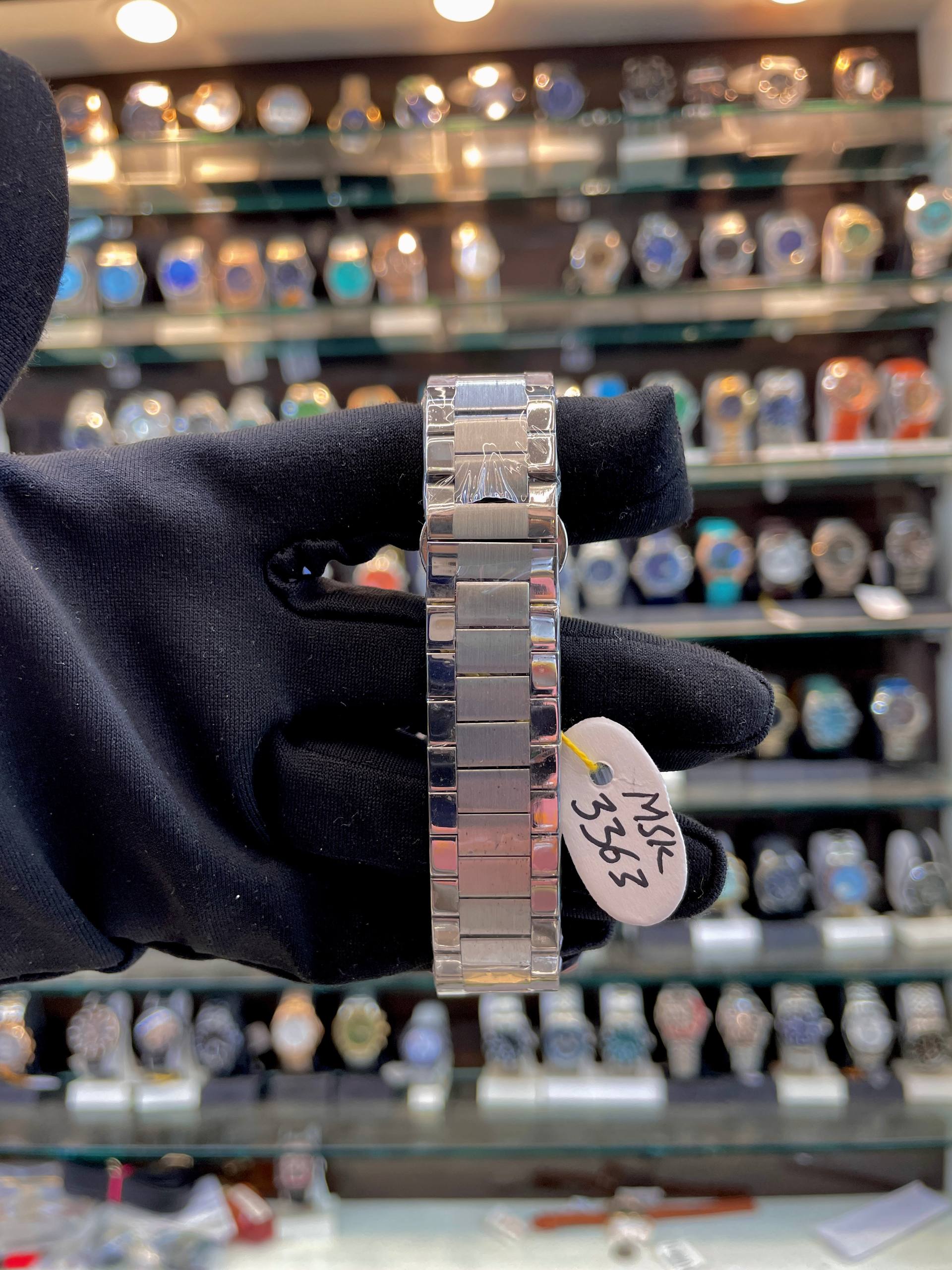 OMEGA SEAMSTER WORLD 🌍 TIME NOW IN BUDGET 😁 FOR MENS 👨 CHAIN BLUE 💙