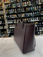 TORY BURCH BROWN 🤎 SAFFIANO LEATHER TOTE BAG IN MASTER PIECE 🤩