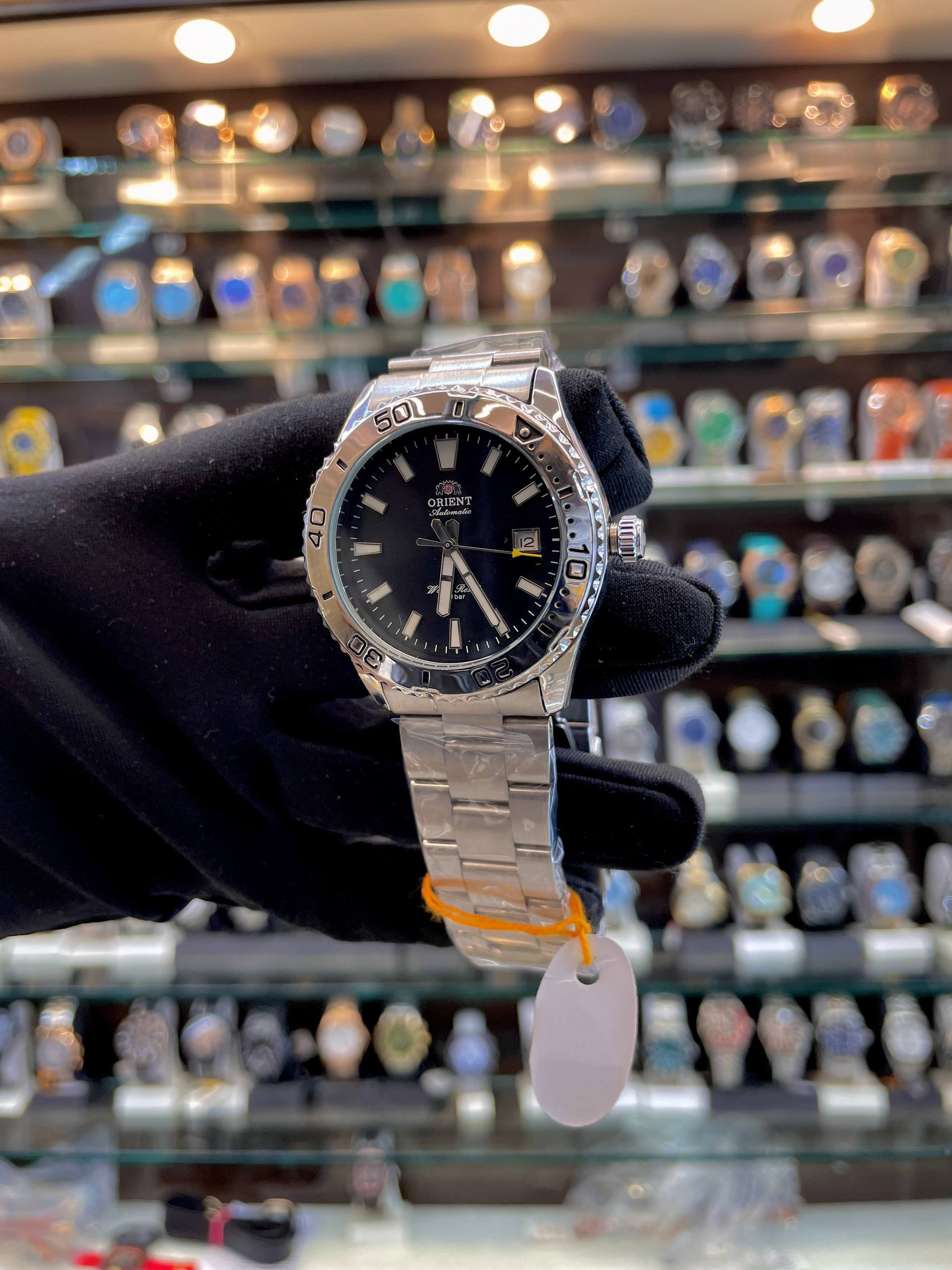 ORIENT NOW IN AUTOMATIC UNDER BUDGET FOR MENS BLACK 🖤 DIAL