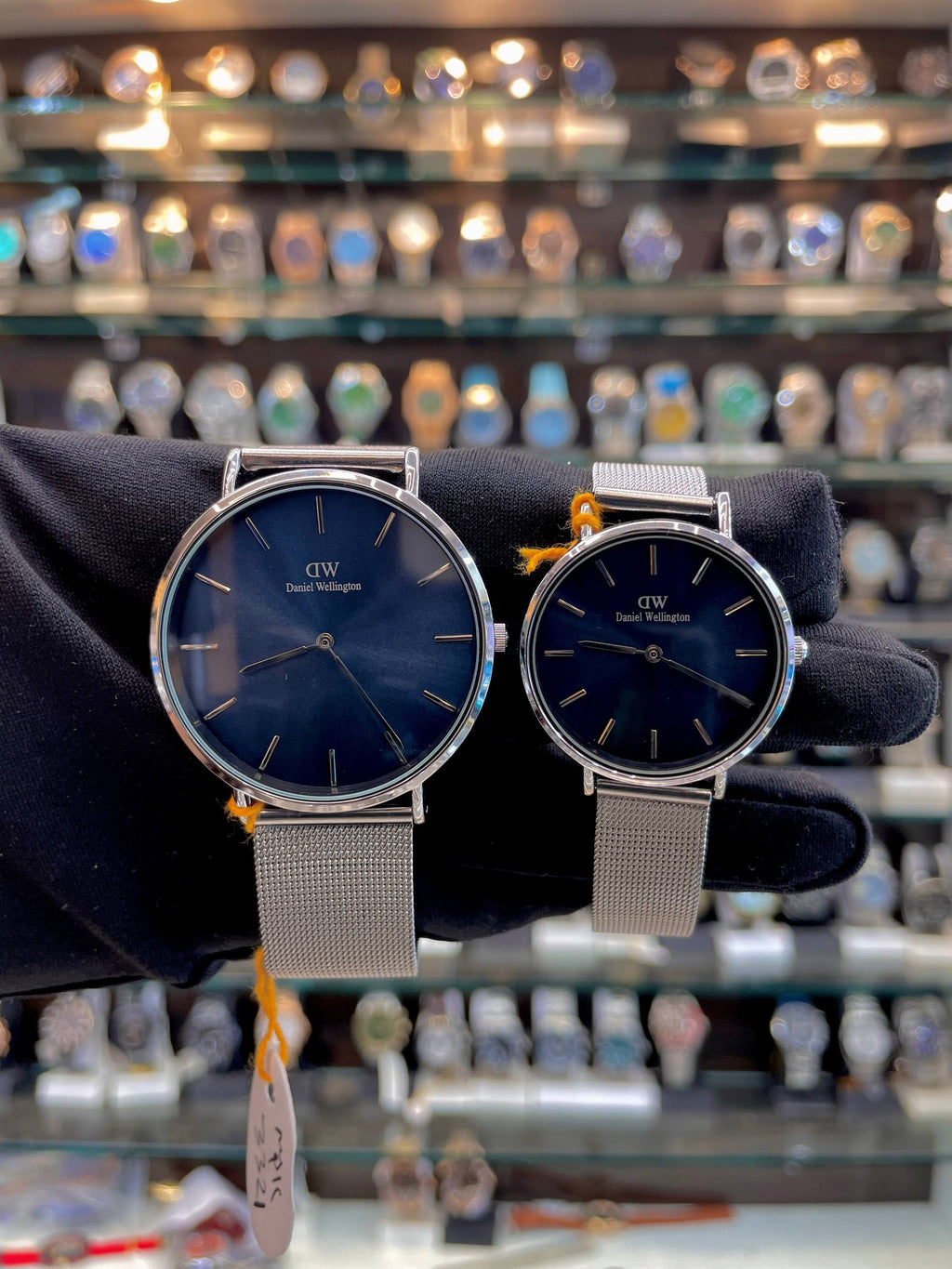 DANIEL WELLINGTON (DW) NOW IN COUPLE CHAIN SILVER 🥈 BLUE 💙 DIAL 💝