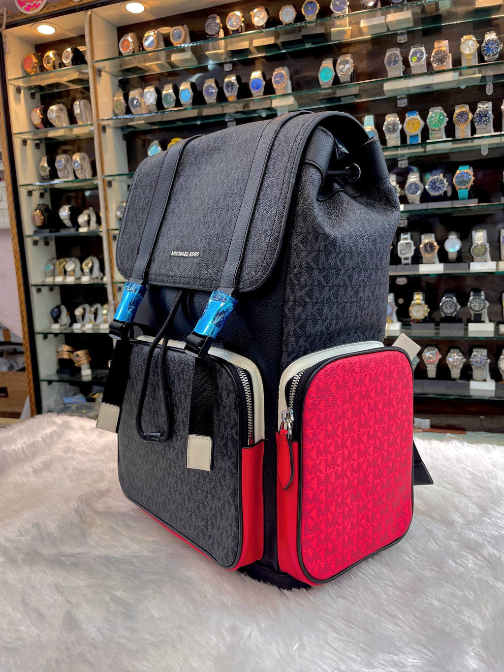 MICHAEL KORS MK COOPER BACKPACK 🎒 IN MASTER PIECE 🤩