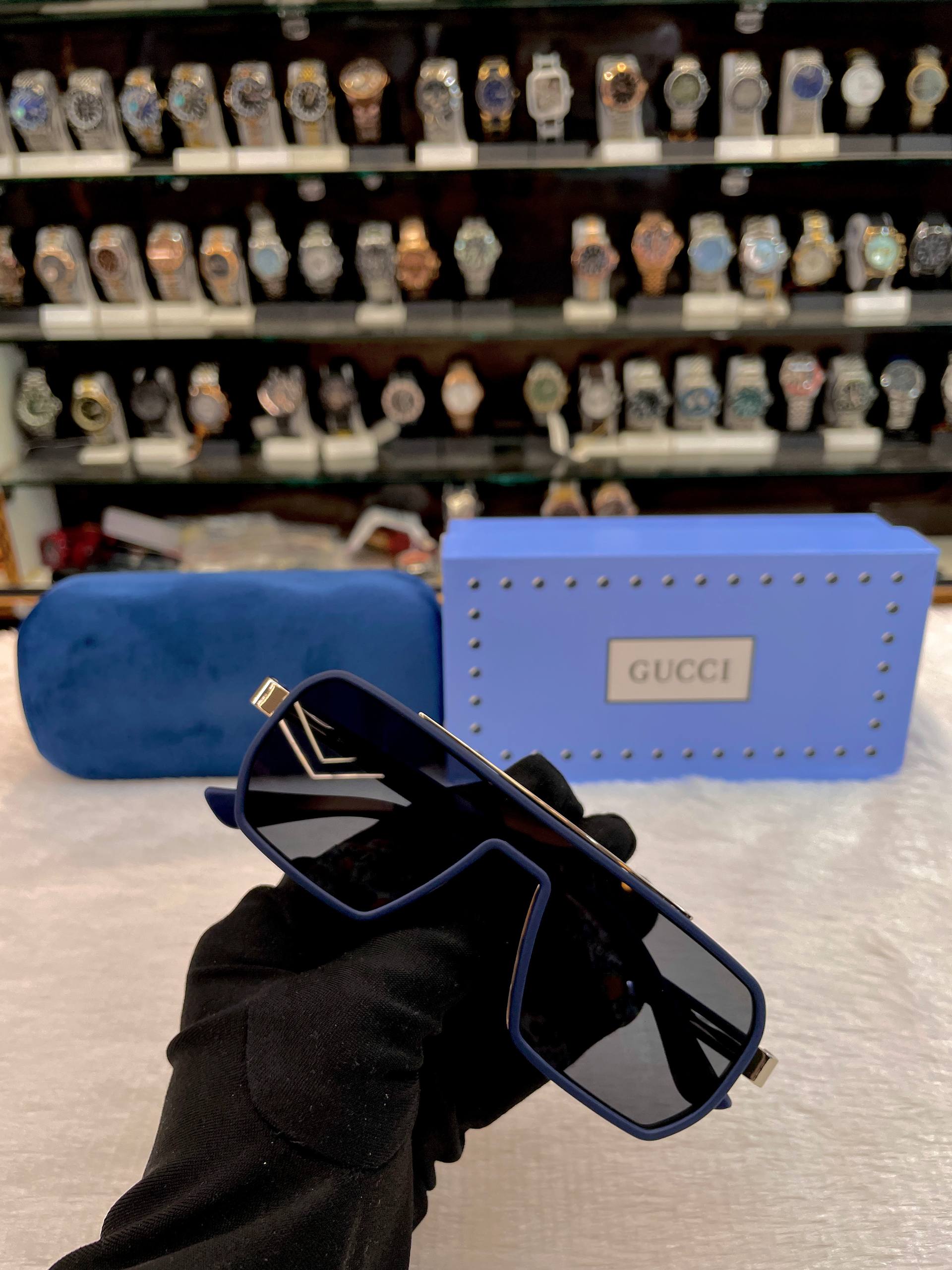 GUCCI SQUARE BLUE 🧊 GLASSES 🕶️ FOR MENS  🤩