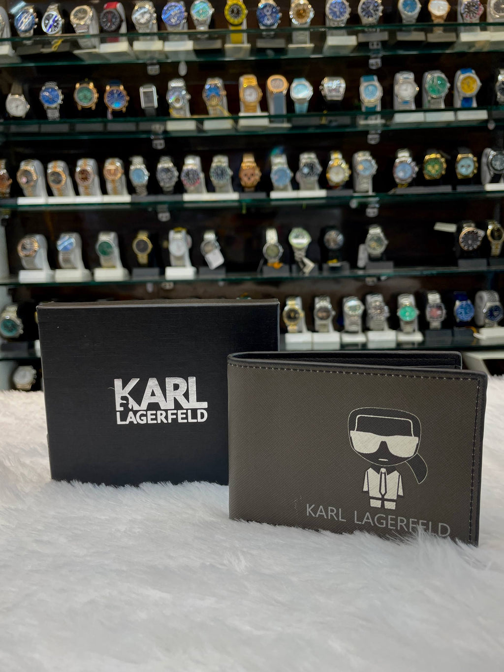 KARL LAGERFELD IKONIC CHARACTER MASTER PIECE 🤩 GREY 🩶