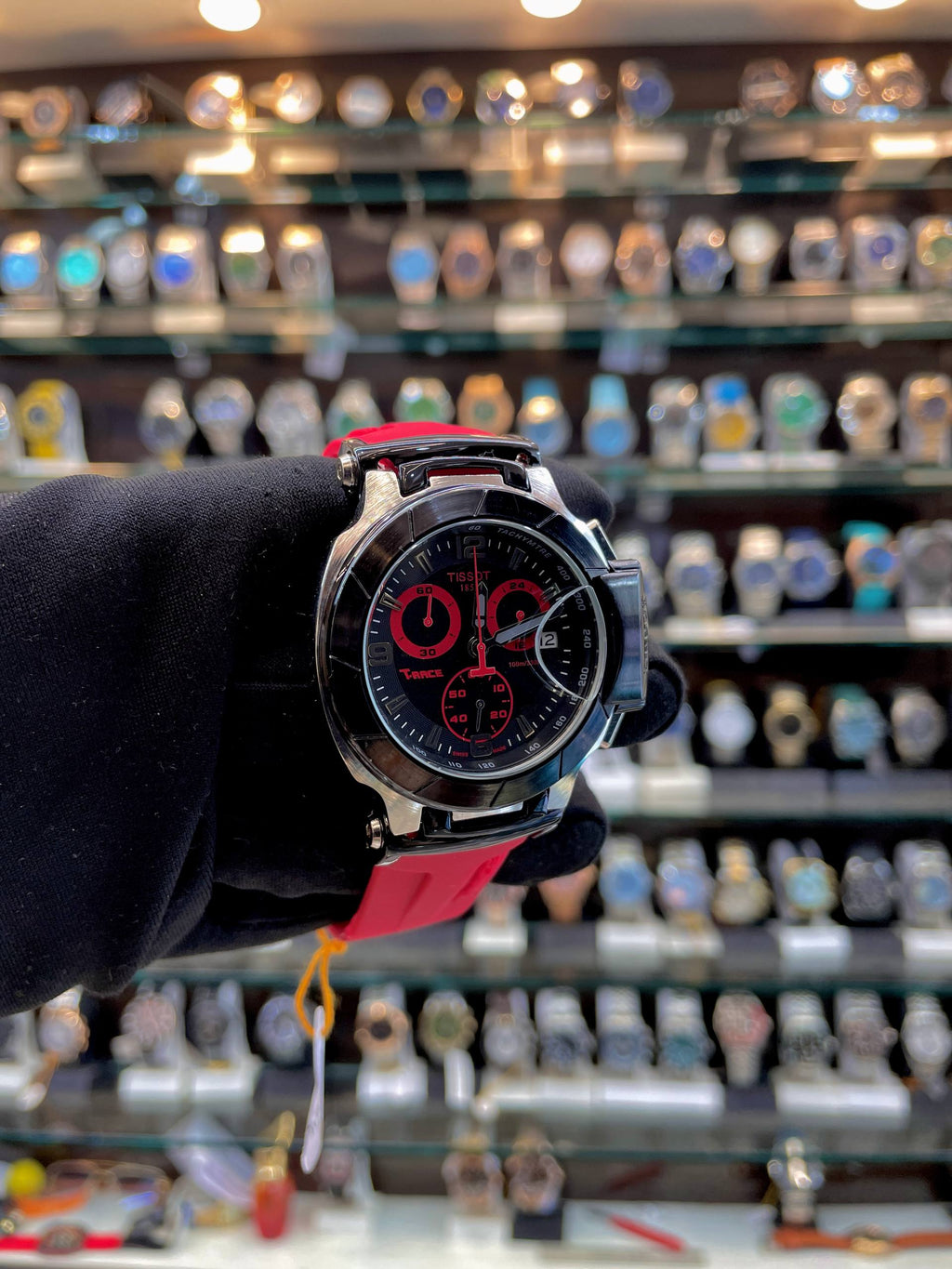 TISSOT T-RACE  IN UPDATED QUALITY 💯 FOR MENS RED ♥️