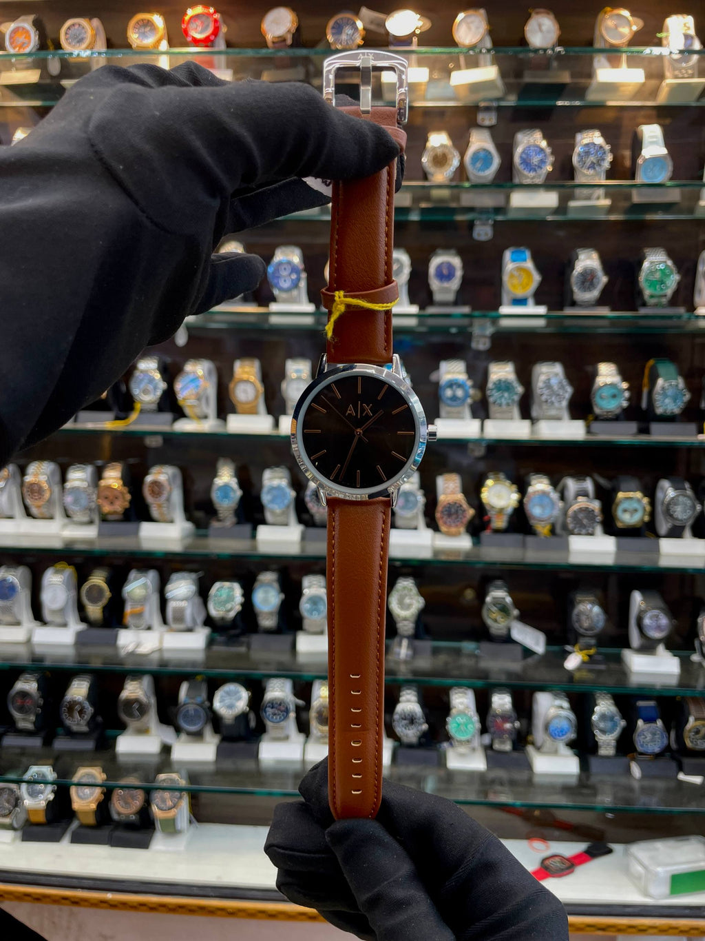 ARMANI EXCHANGE  AX PLAIN DIAL 🤩 IN LEATHER BROWN 🤎 DIAL