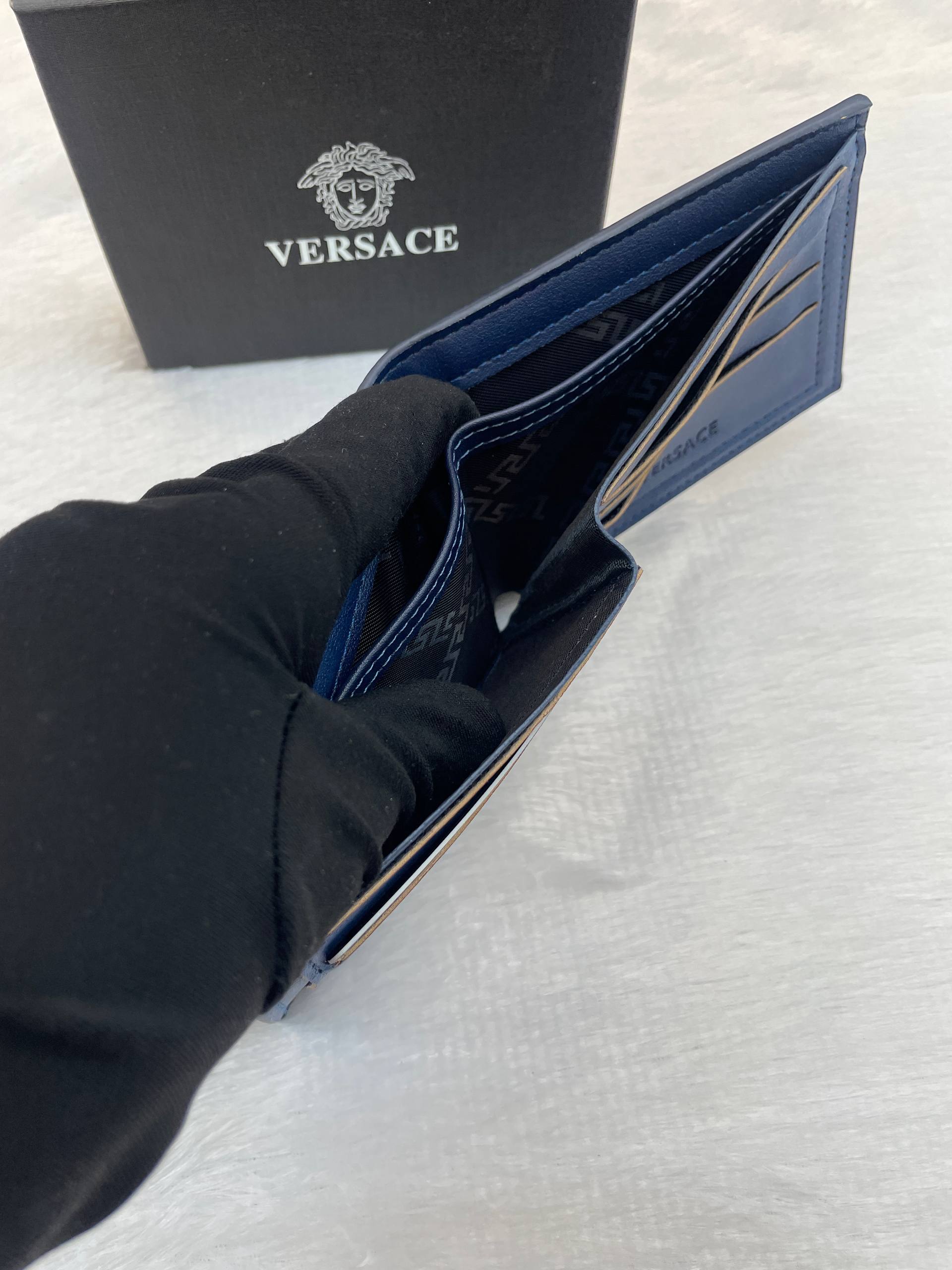 VERSACE BI-FOLD WALLET BLUE 💙 CHECKERED TEXTURE MASTER PIECE 🤩