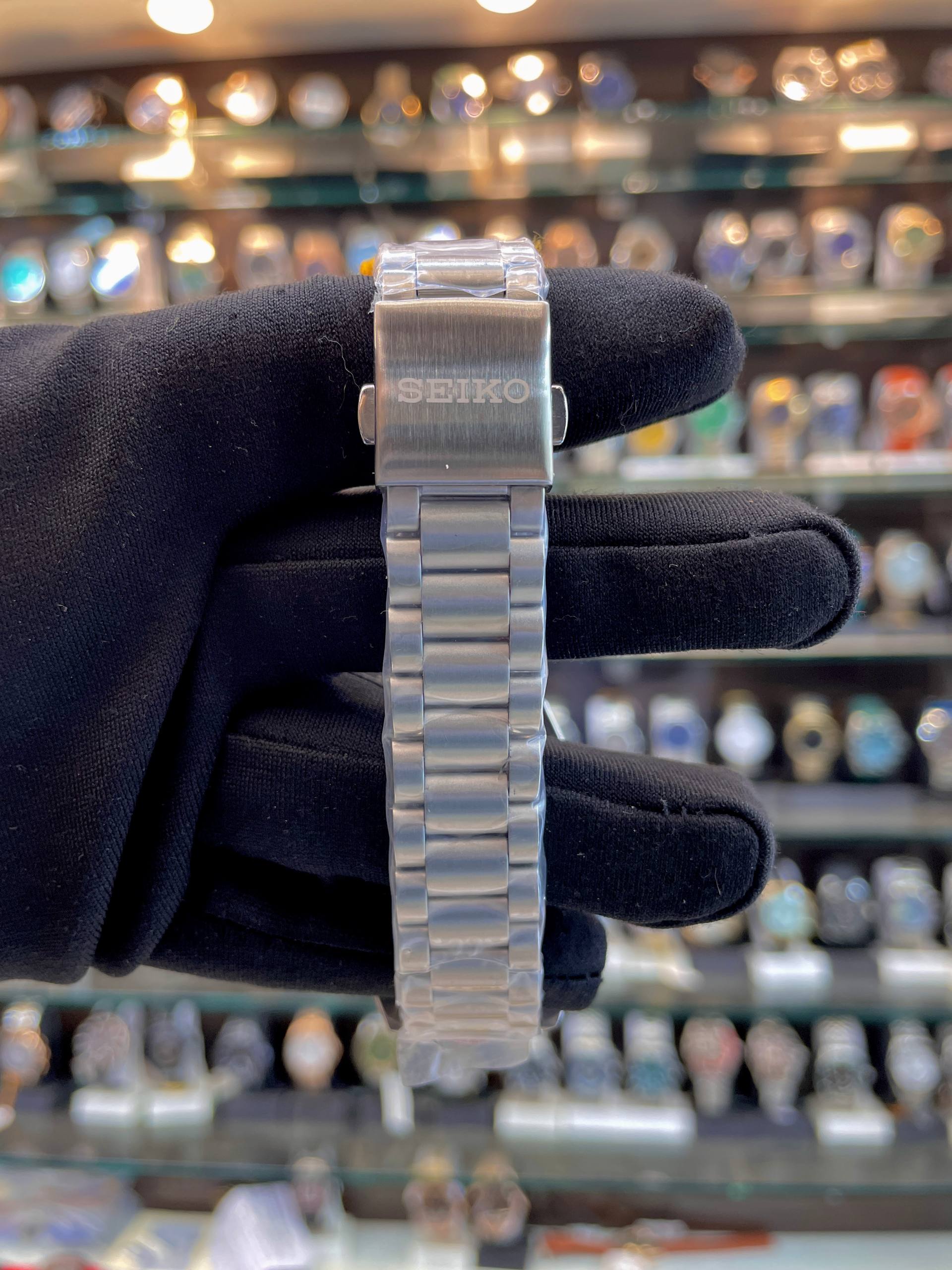 SEIKO 5 SPORTS SRPL59K1 WATCH IN GREEN 💚 DIAL 💗 MASTER PIECE 🤩