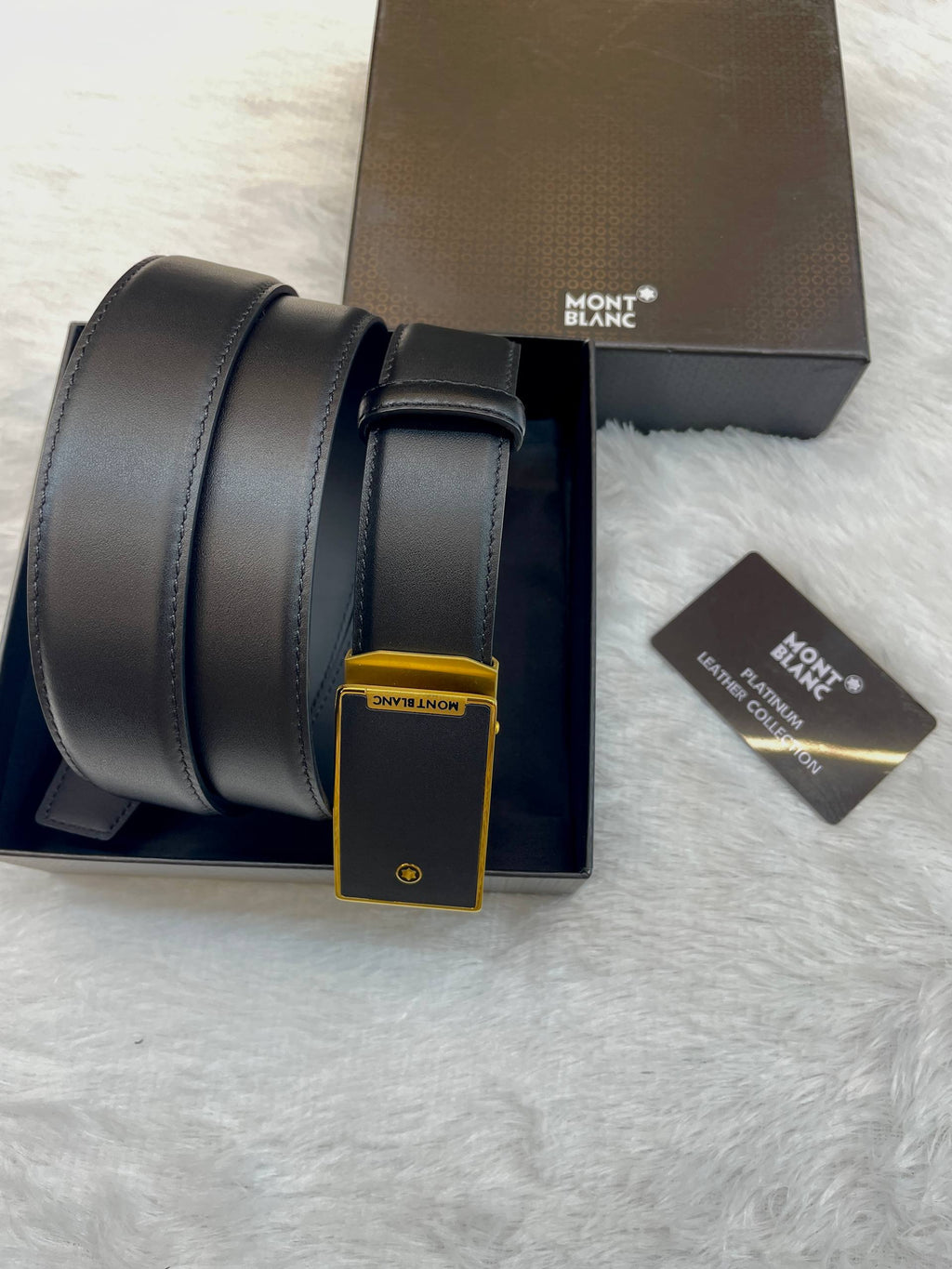 MONT BLANC MEN'S BLACK 🖤 LEATHER BELT WITH A GOLD BUCKLE. MASTER PIECE 🤩