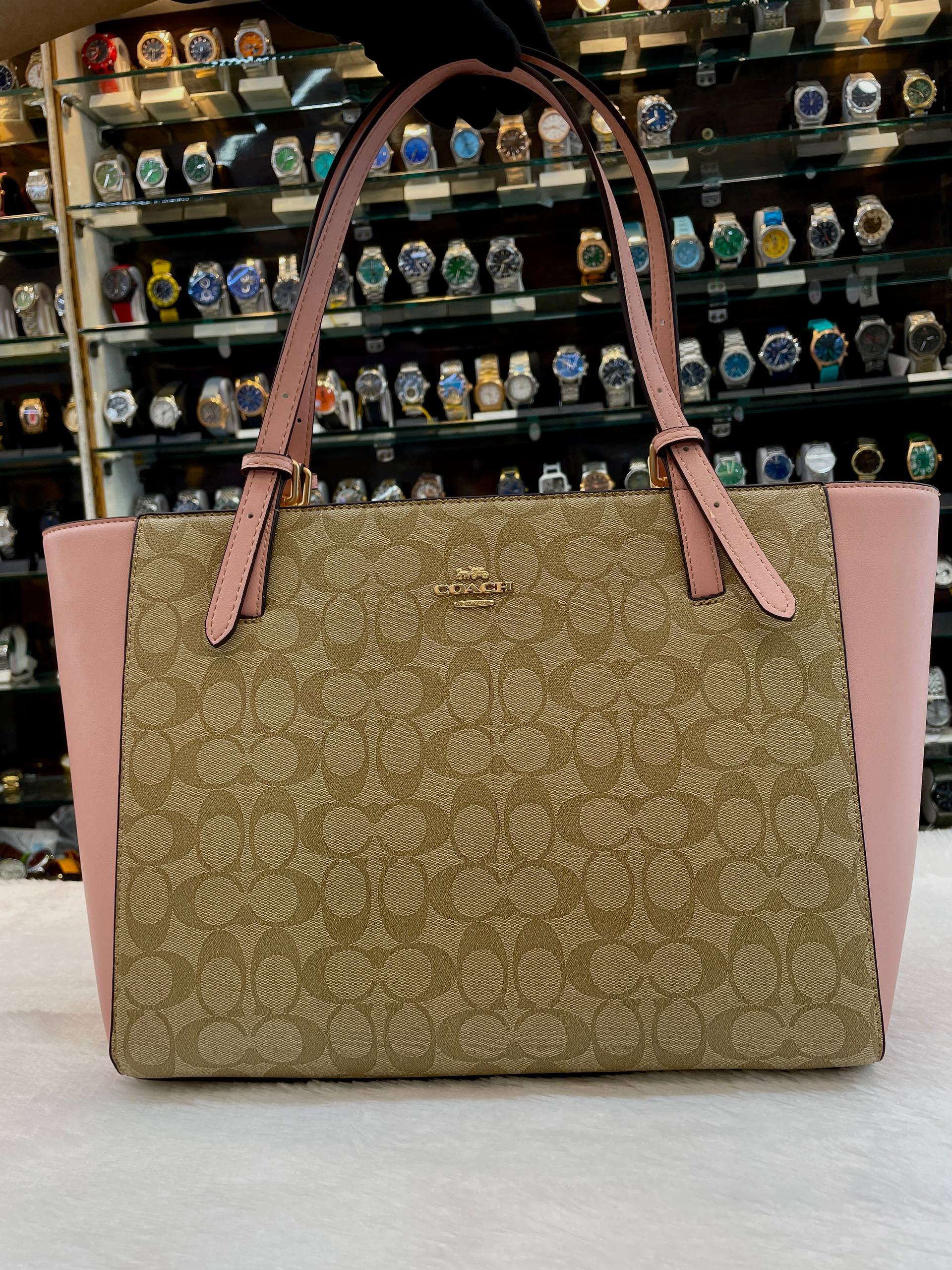 COACH MOLLIE TOTE IN SIGNATURE CANVAS WITH PINK 🩷 LEATHER MASTER PIECE 🤩 BABY PINK 🩷 X BROWN 🟤 CANVAS PRINT 🐾