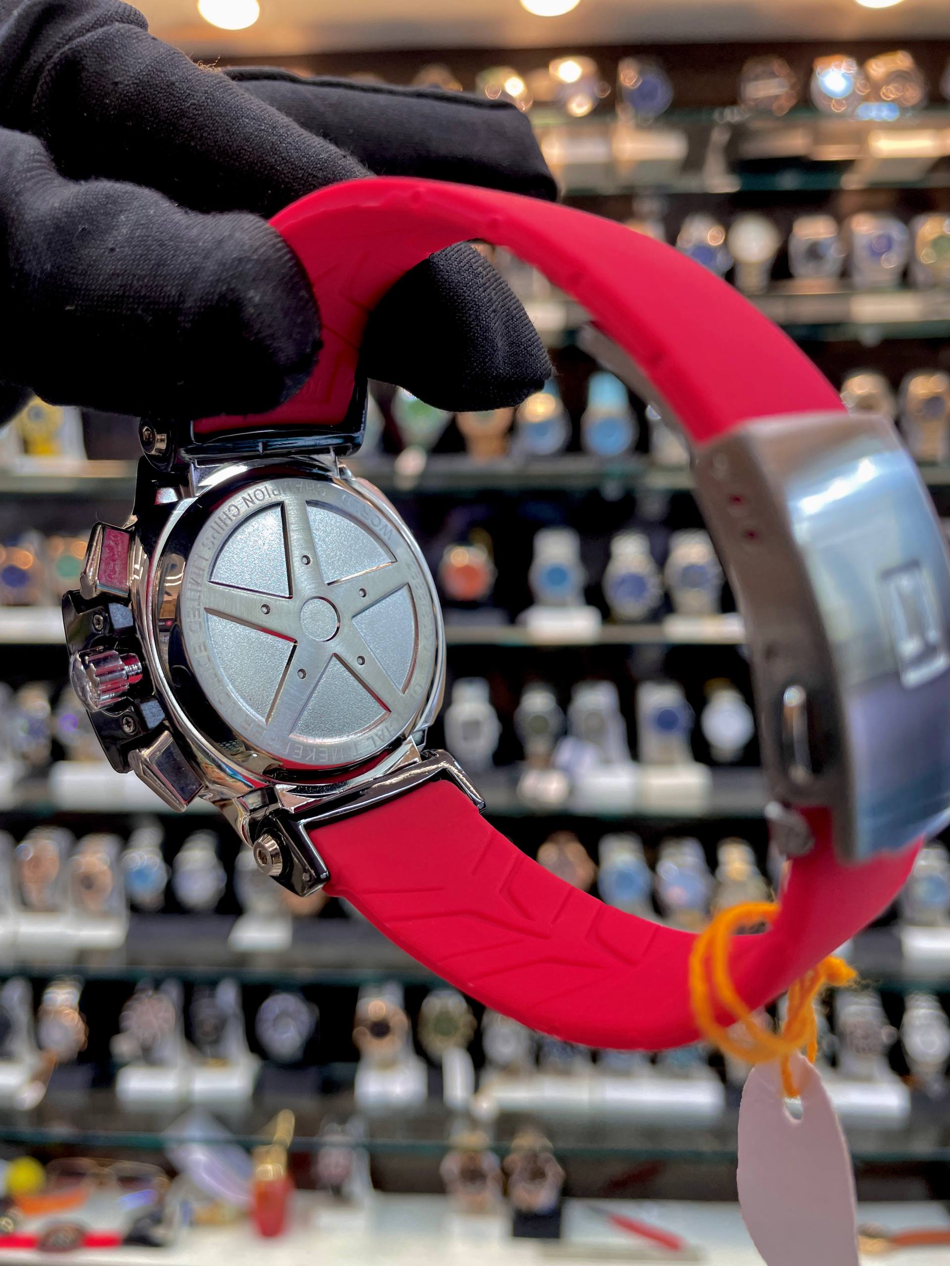 TISSOT T-RACE  IN UPDATED QUALITY 💯 FOR MENS RED ♥️