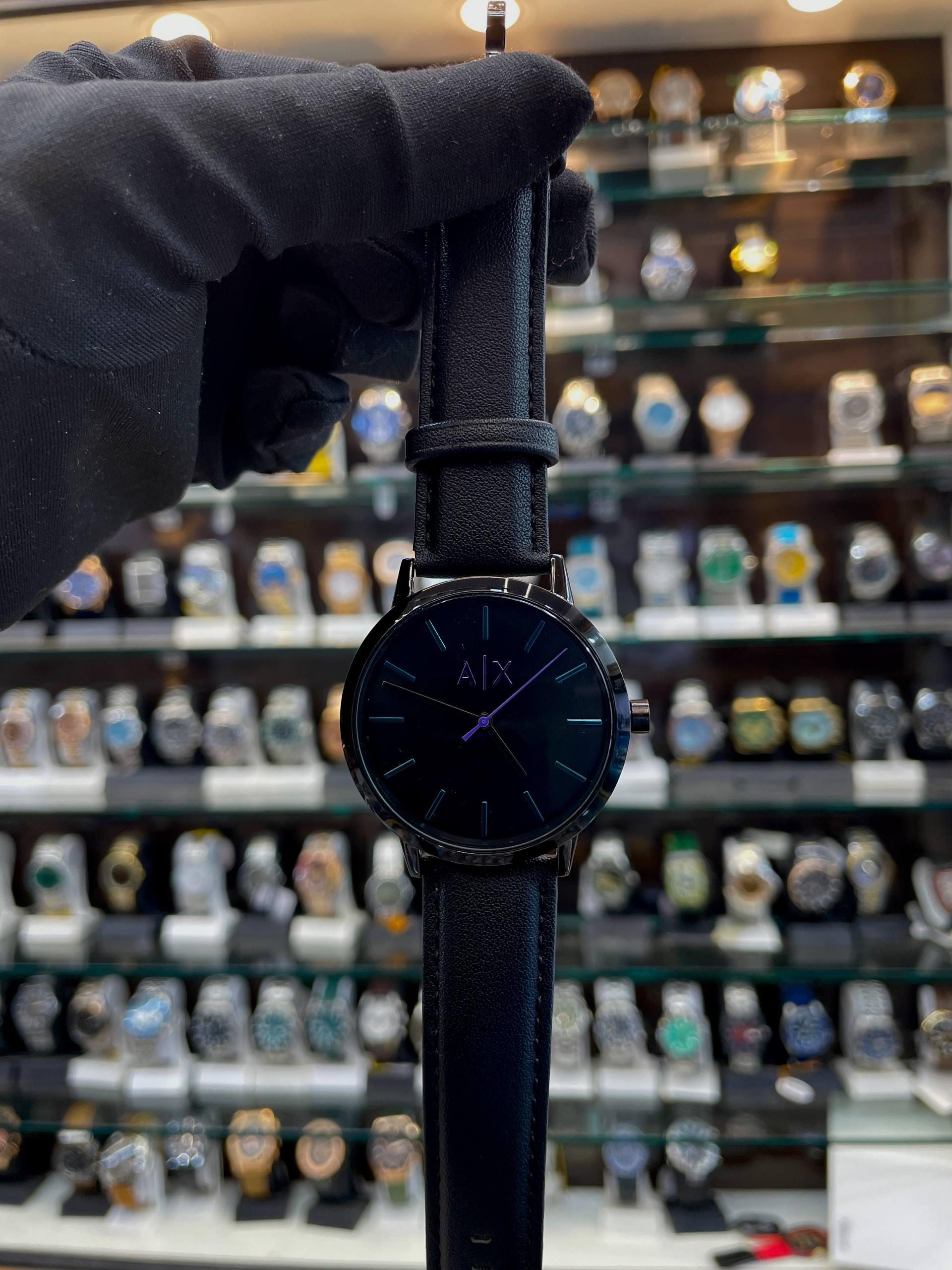 ARMANI EXCHANGE PLAIN DIAL 🤩 IN LEATHER BLACK 🖤