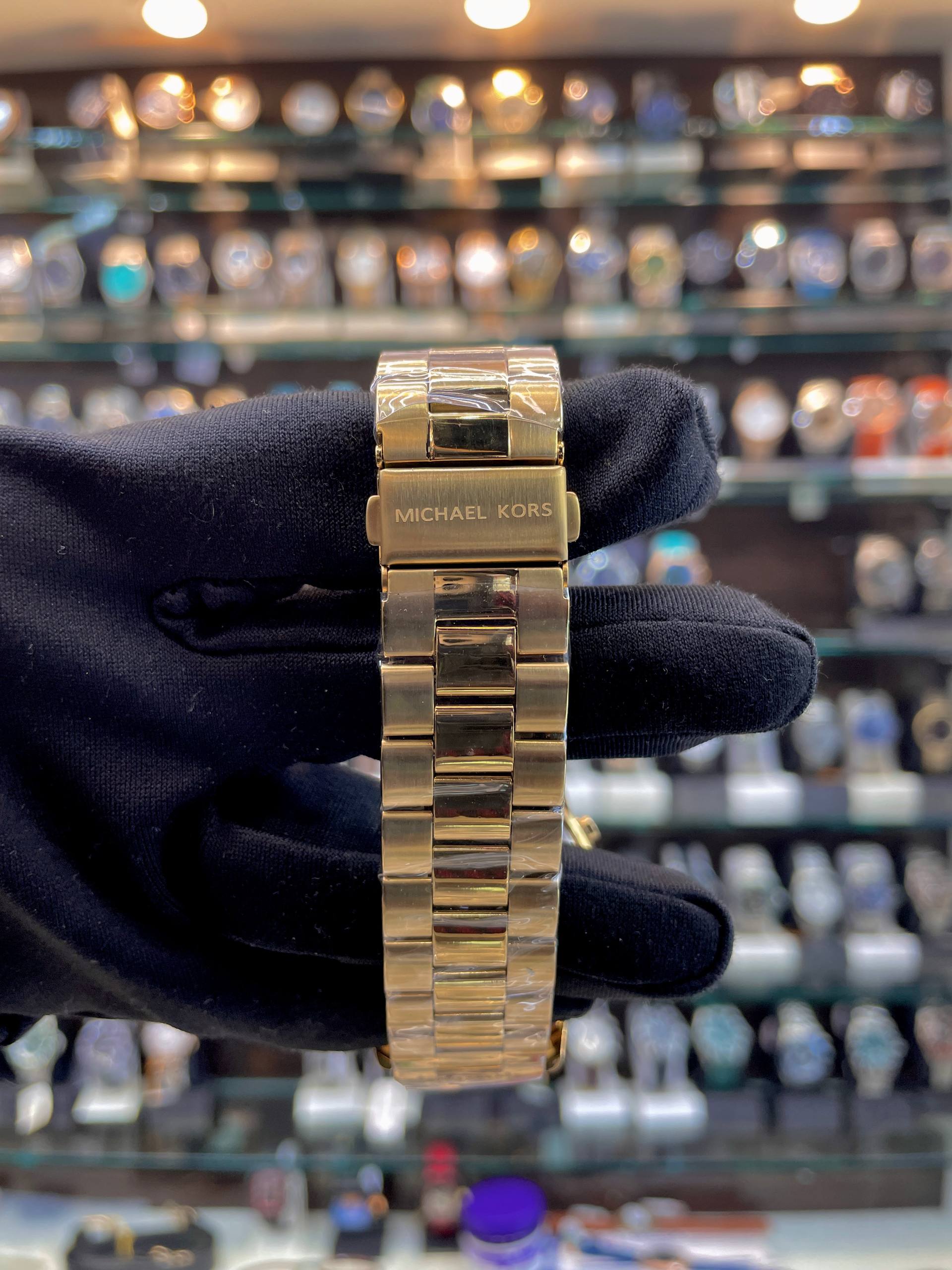 MICHAEL KORS 100 SERIES "HUNGER STOP" IN MASTER PIECE 🤩 FOR GIRLS