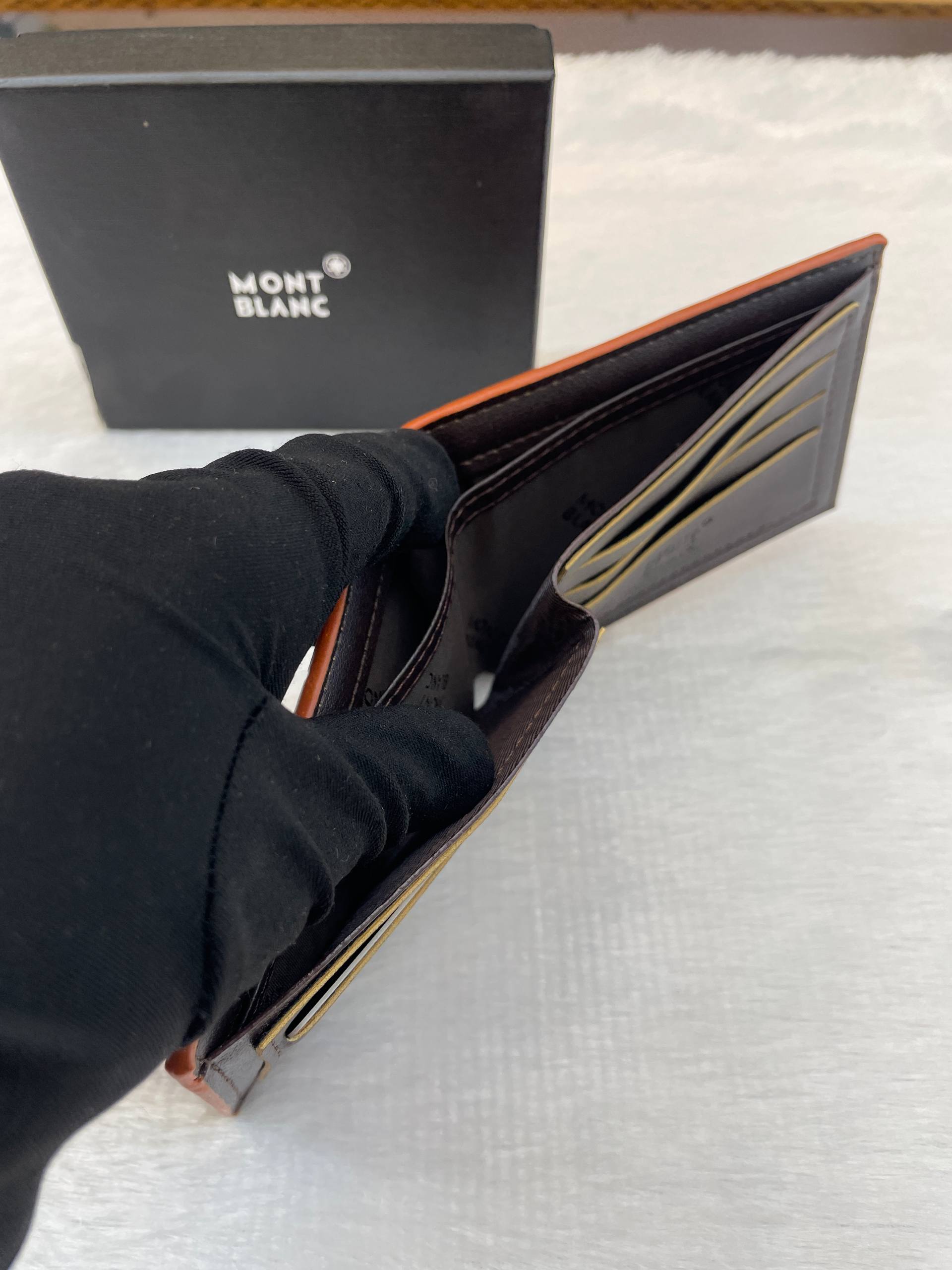 MONT BLANC WALLET IN FAUVE COLOR WITH AN EMBOSSED GEOMETRIC IN HEAVY QUALITY 💯