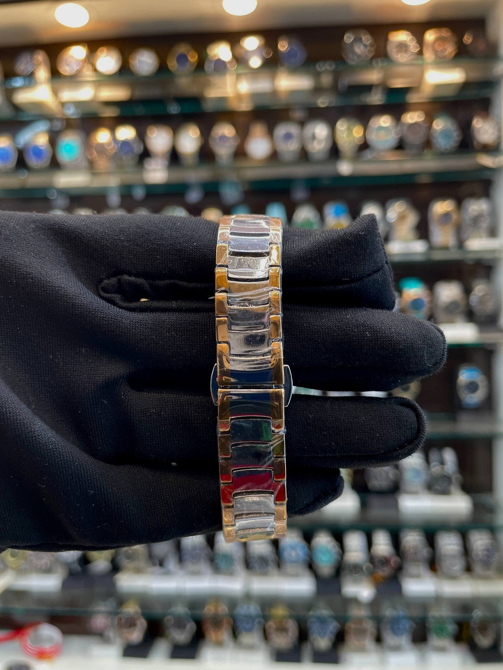 RADO COUPOLE WRIST WATCH FOR GIRLS IN PVD BRACELET