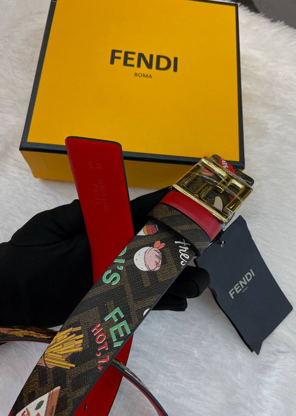 FENDI BELT FEATURING A UNIQUE "FOOD-THEMED" IN MASTER PIECE 🤩