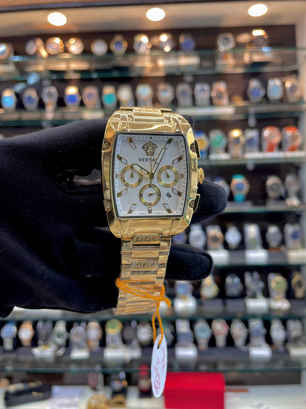 VERSACE CHRONOGRAPH FOR MENS IN GOLD 🥇
