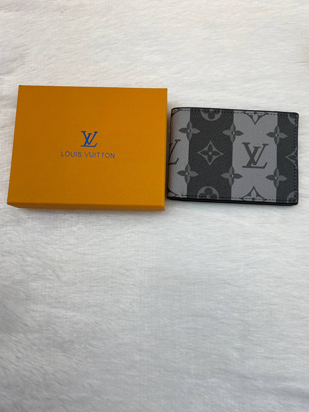 LOUIS VUITTON LV MONOGRAM ECLIPSE (GREY AND BLACK MONOGRAM) IN HEAVY QUALITY 💯