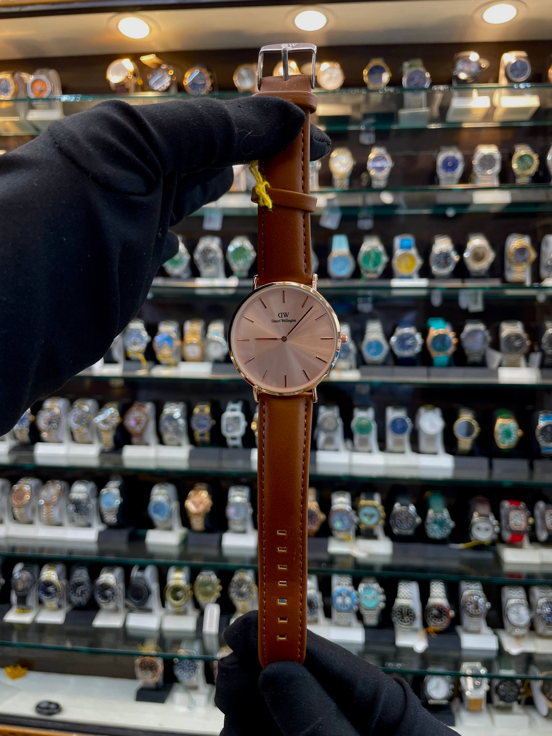 DANIEL WELLINGTON (DW) FOR MENS 🤩 IN LEATHER BROWN 🤎