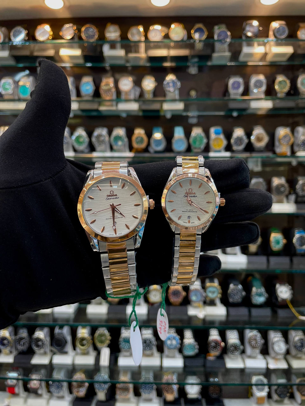OMEGA SEAMASTER NOW IN COUPLE SET 💚