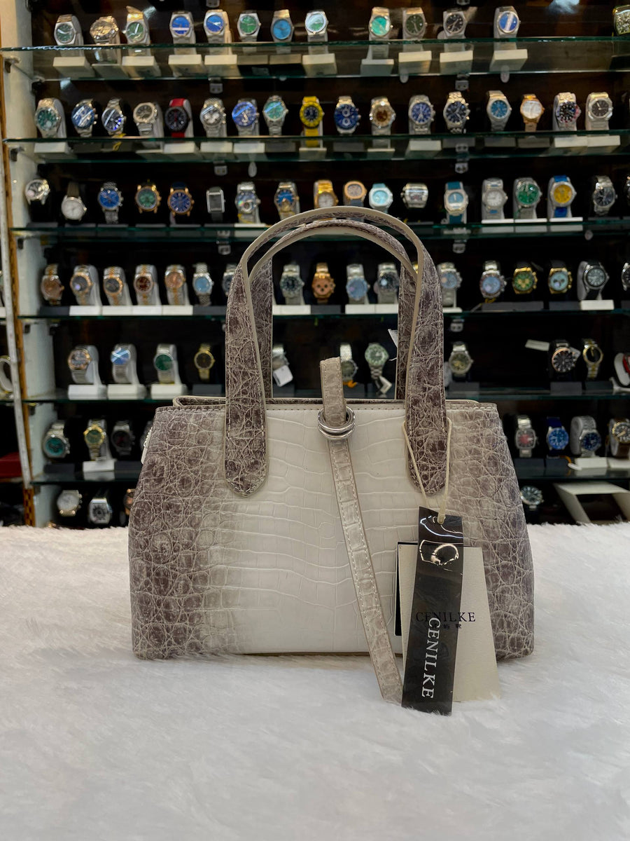 DIOR TOUJOURS HANDBAG 👜 IN WHITE 🤍 AND GREY 🩶 CROCODILE LEATHER.