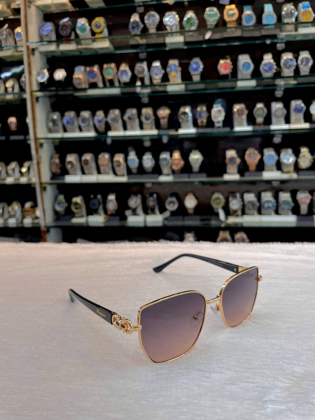 SALVATORE FERRAGAMO CASUAL WEAR GIRLS 🤩 GLASSES 🤓PINK PINK 🩷 GRADIENT LENS