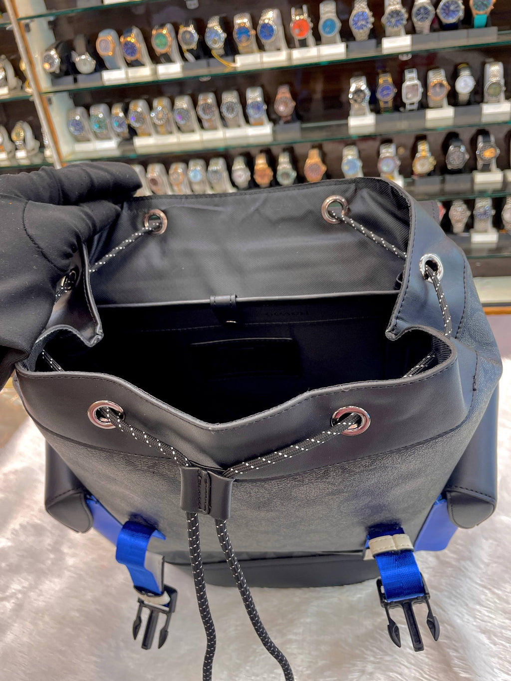 COACH RIVINGTON BACKPACK IN SIGNATURE CANVAS WITH COACH PATCH