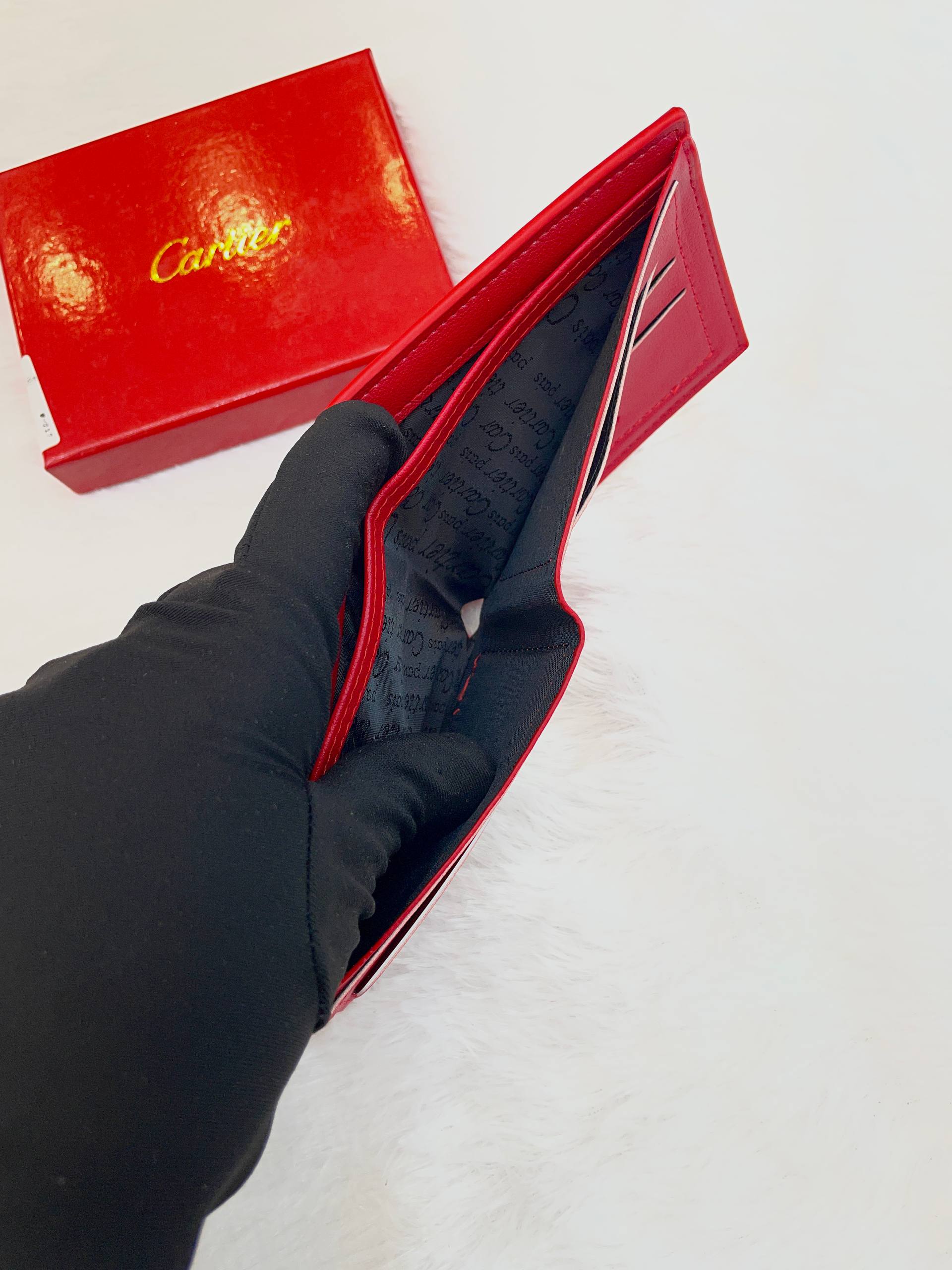 CARTIER RED ♥️ PREMIUM WALLET FOR MENS