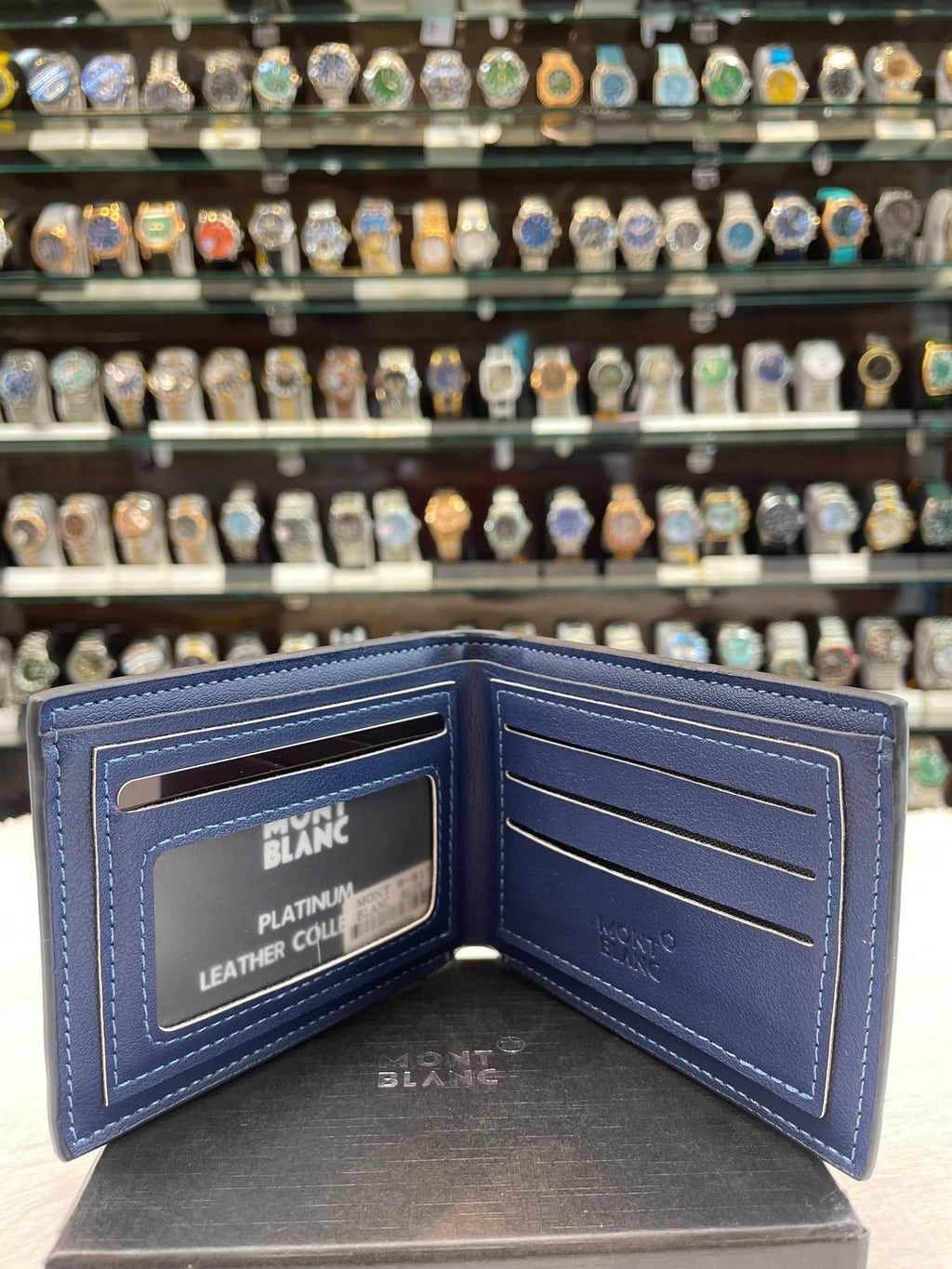 MONT BLANC CROSS-HATCH TEXTURE IN BLUE 💙 IN HEAVY QUALITY 💯 CROSS-HATCH LEATHER BLUE 💙 BODY
