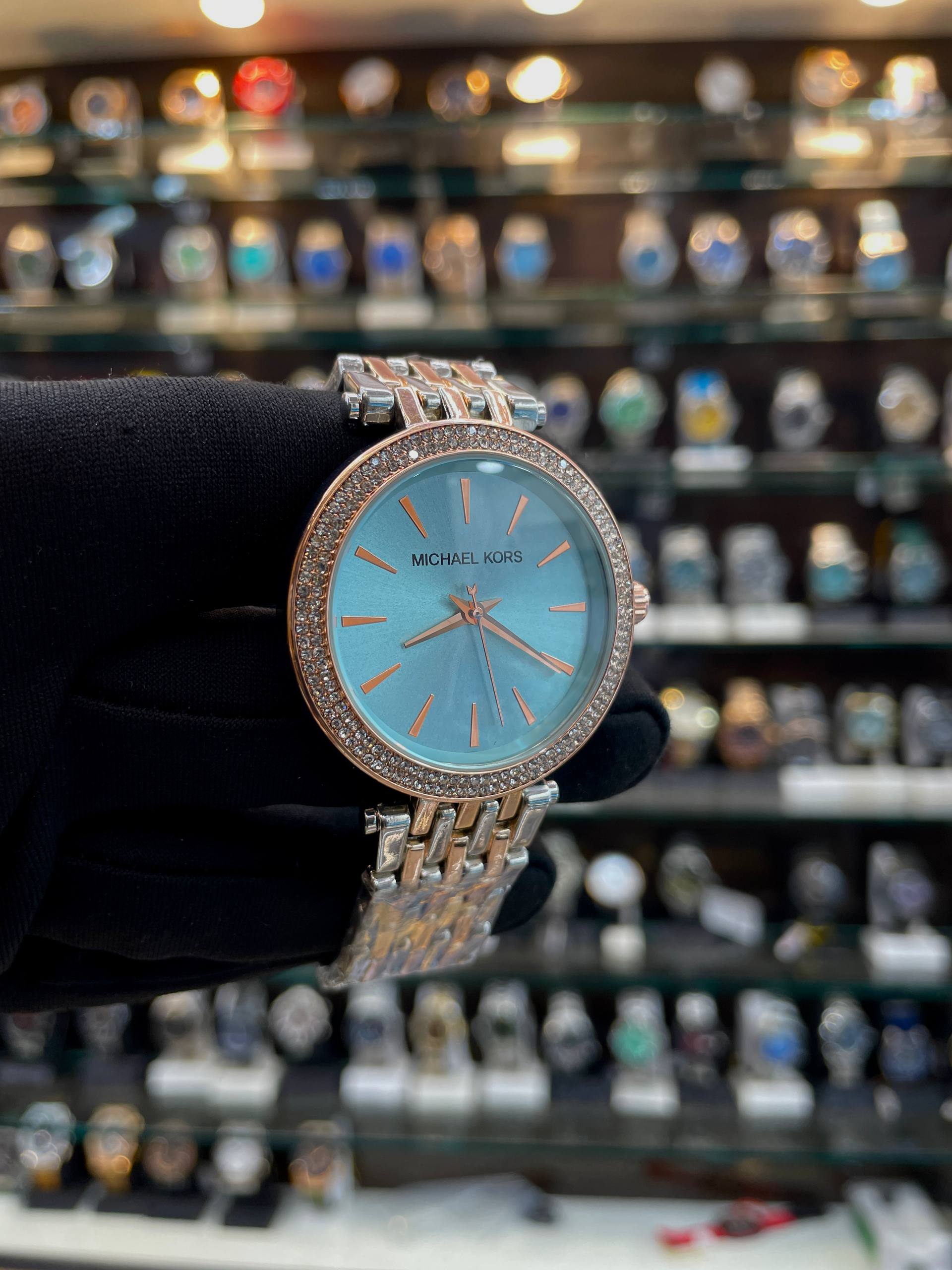 MICHAEL KORS (MK) NOW IN PLAIN DIAL 🤩 BLUE 💙