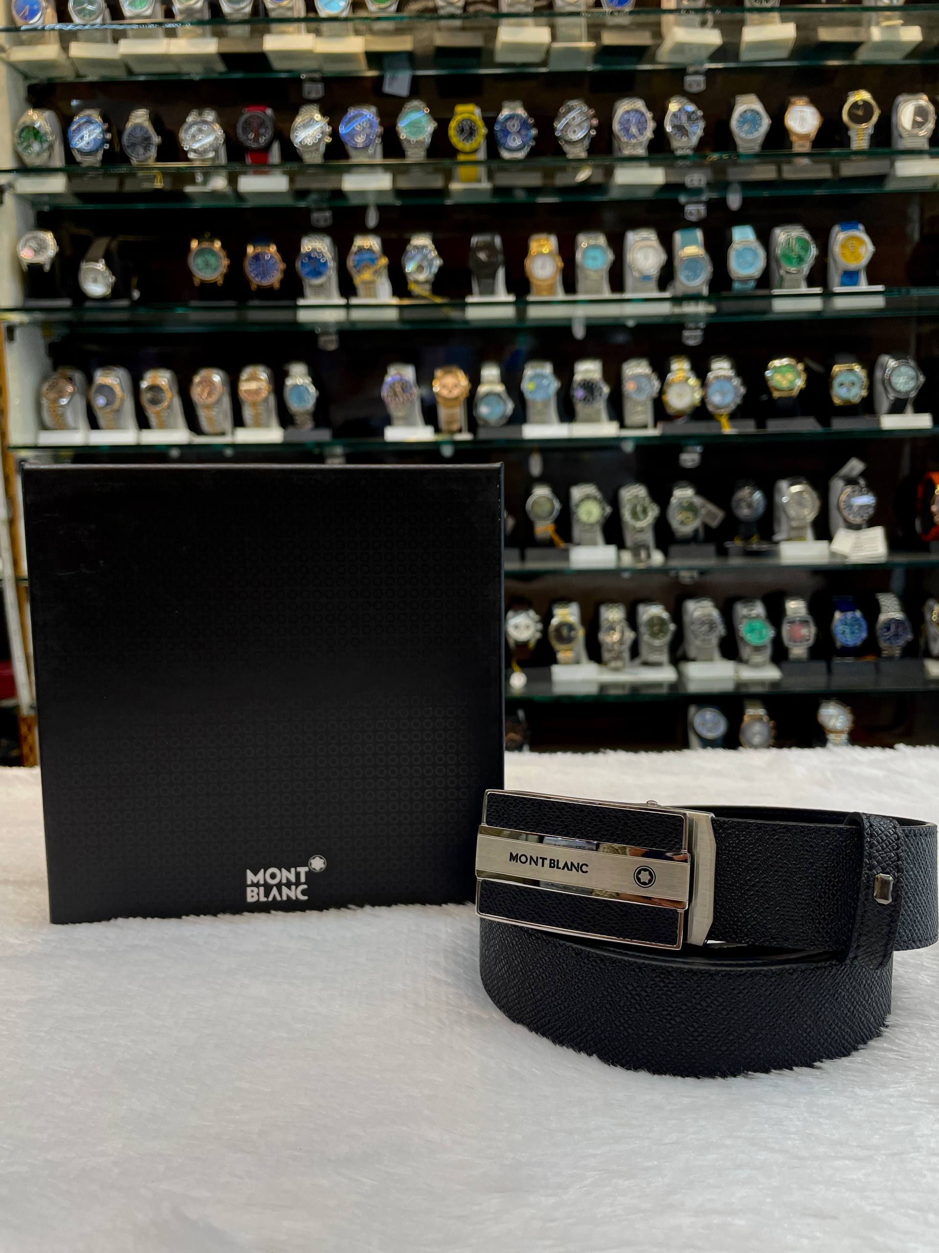 MONT BLANC BELT TEXTURE LEATHER IN MASTER PIECE 🤩