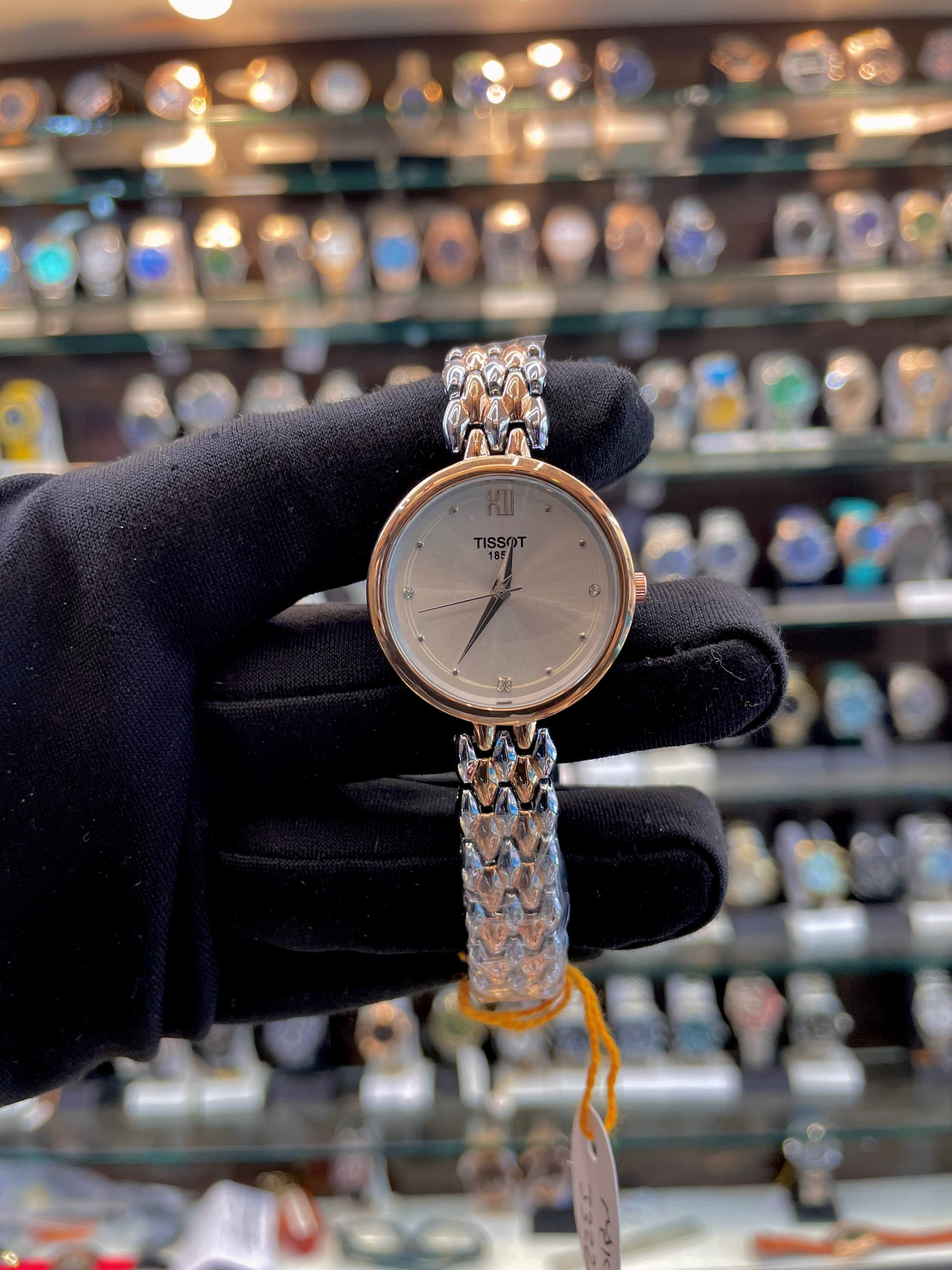 TISSOT FLAMINGO GIRLS WATCH ⌚ UNDER BUDGET  WHITE 🤍