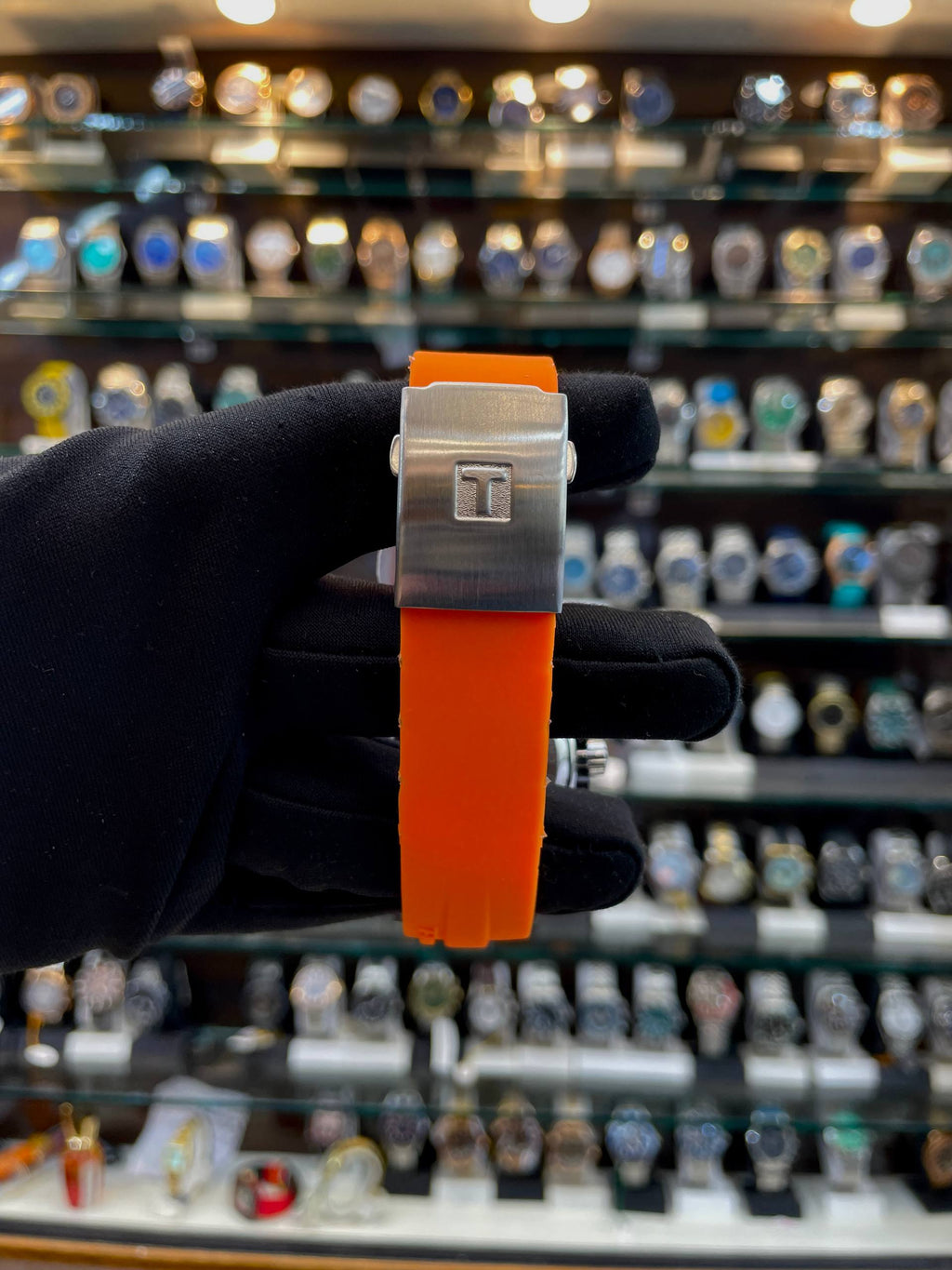 TISSOT T-RACE  IN UPDATED QUALITY 💯 FOR MENS  ORANGE 🧡
