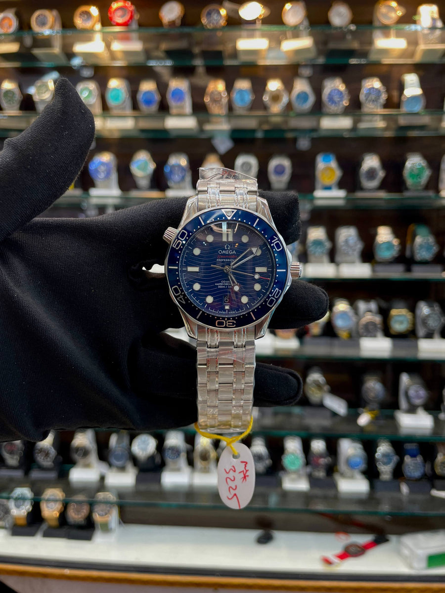 OMEGA SEAMASTER DIVER 300M, 42 MM IN MASTER PIECE 🤩 BLUE 💙