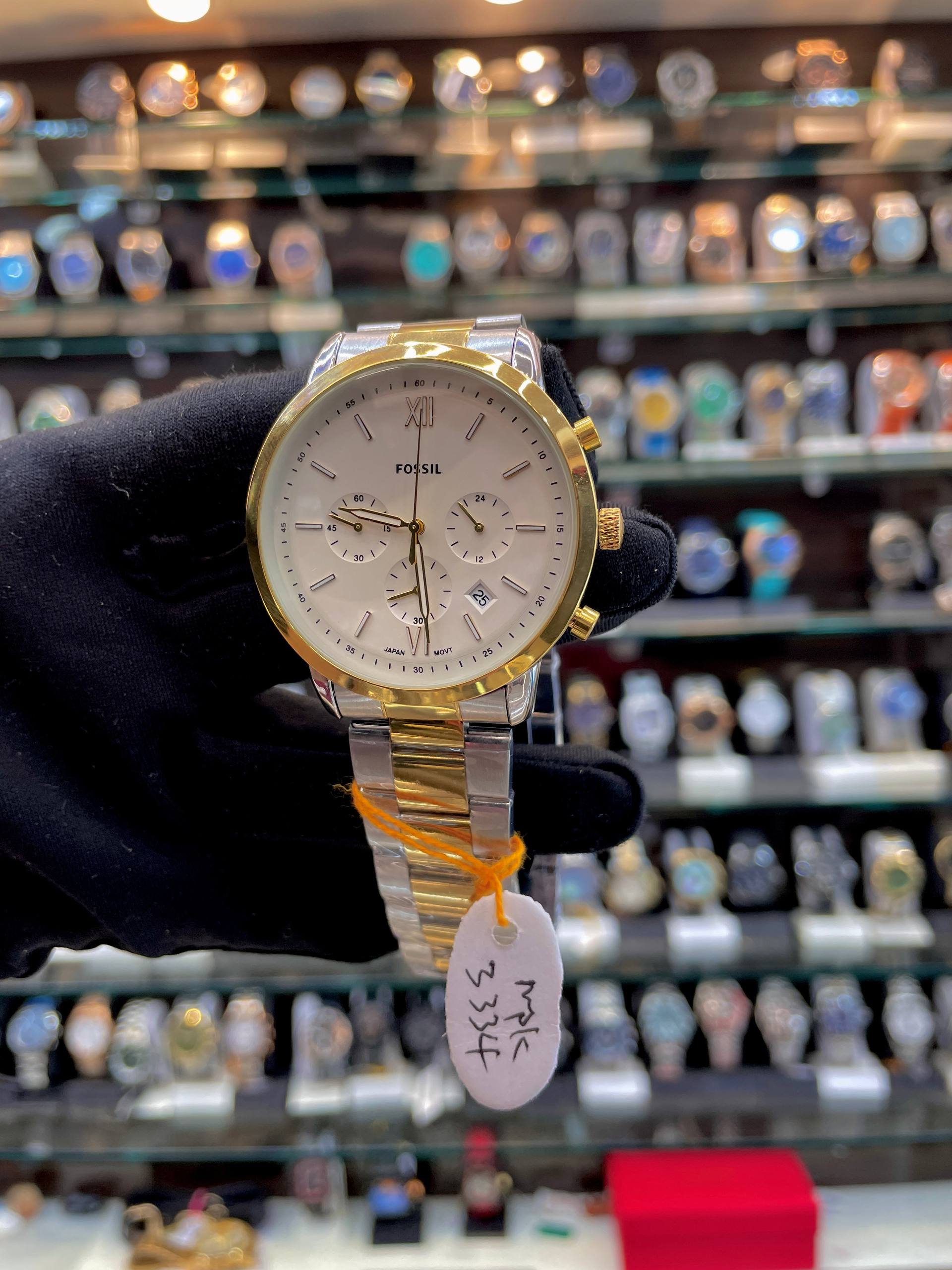 FOSSIL NOW IN CHRONO FOR MENS CASUAL WEAR IN CHAIN ⛓️ DUAL TONE