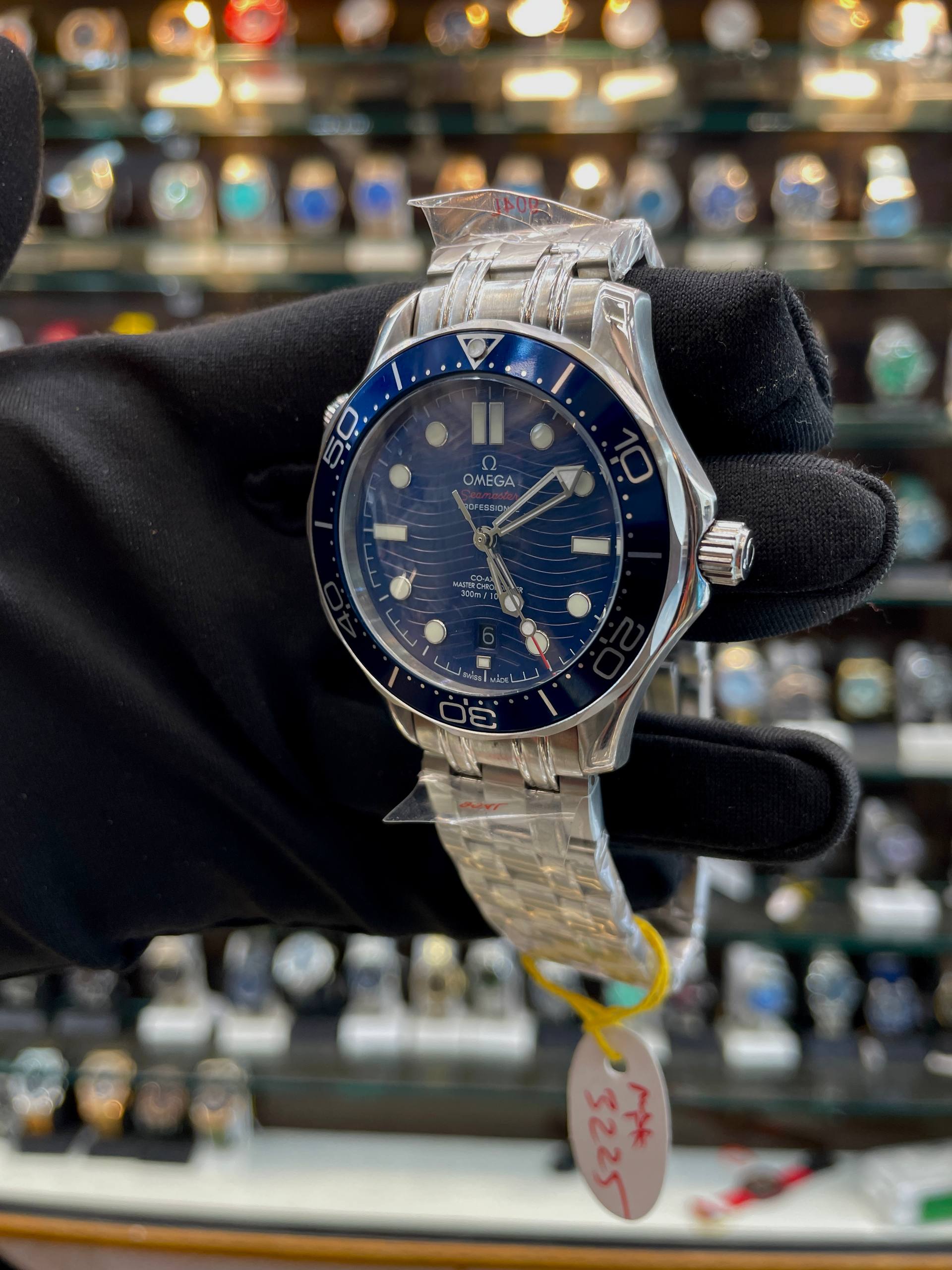 OMEGA SEAMASTER DIVER 300M, 42 MM IN MASTER PIECE 🤩 BLUE 💙