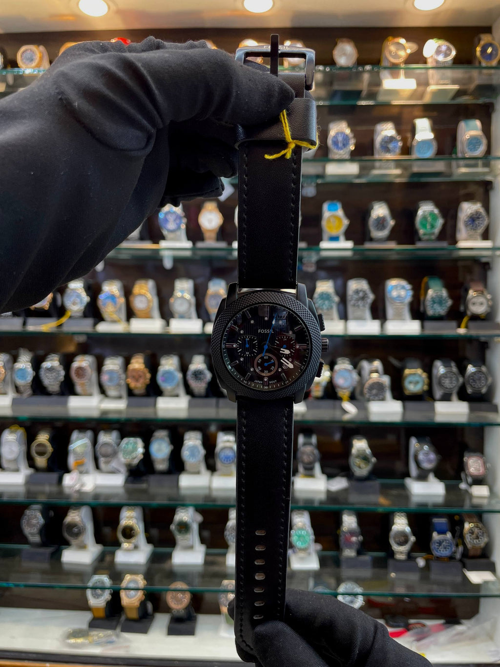FOSSIL MEN'S MACHINE CHRONOGRAPH WATCH IN LEATHER