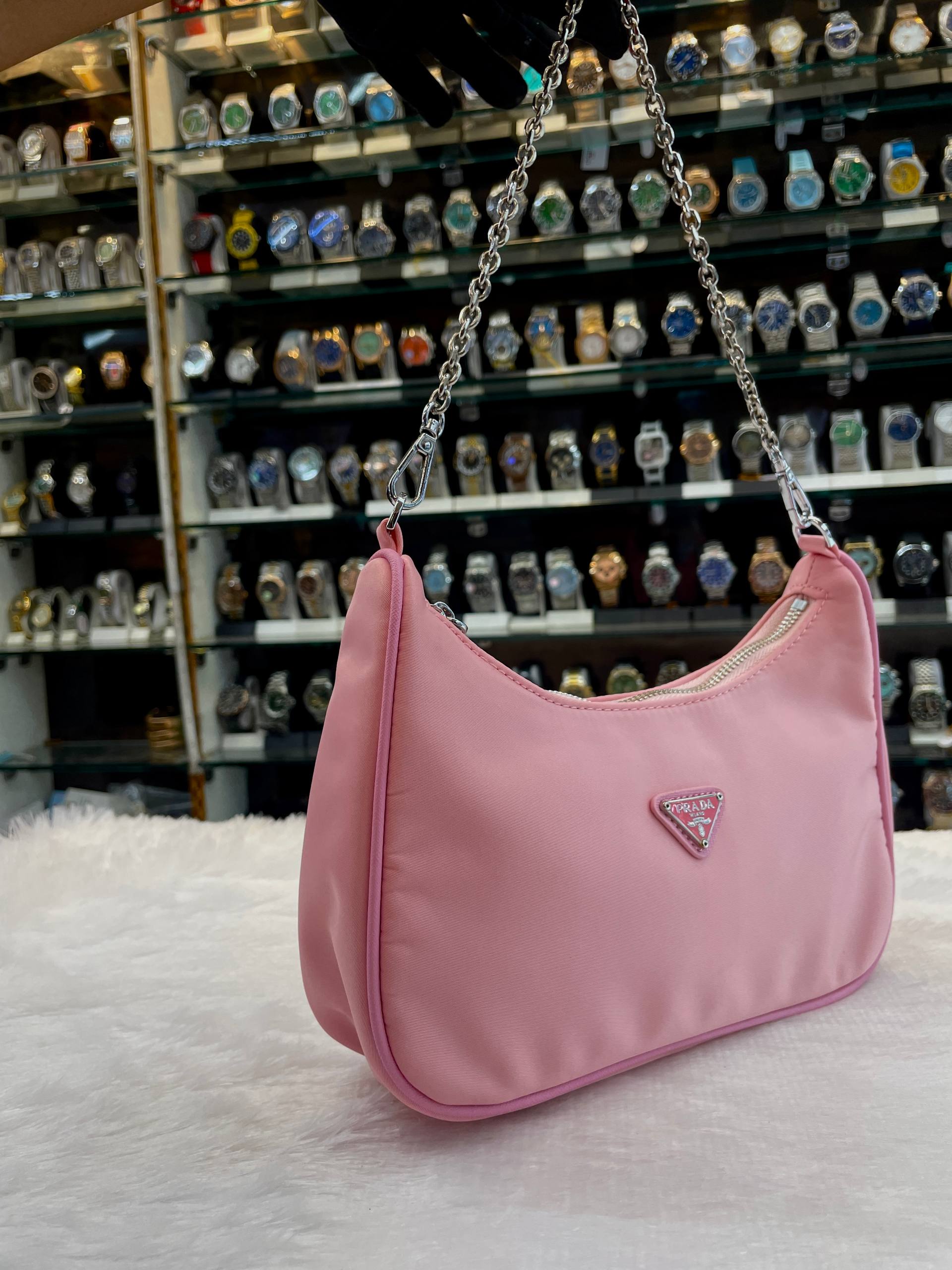 PRADA RE-EDITION 2005 RE-NYLON MINI SLING BAG IN MASTER PIECE 🤩