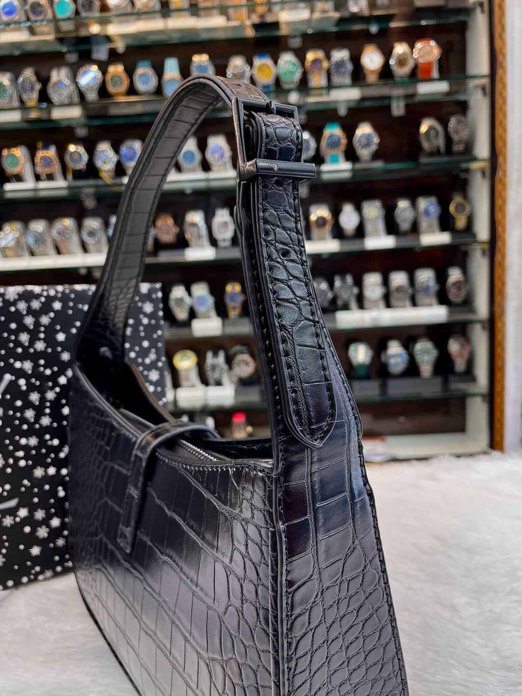 YSL SAINT LAURENT LE 5 À 7 BAG IN Z-BLACK 🤩 HEAVY QUALITY 💯