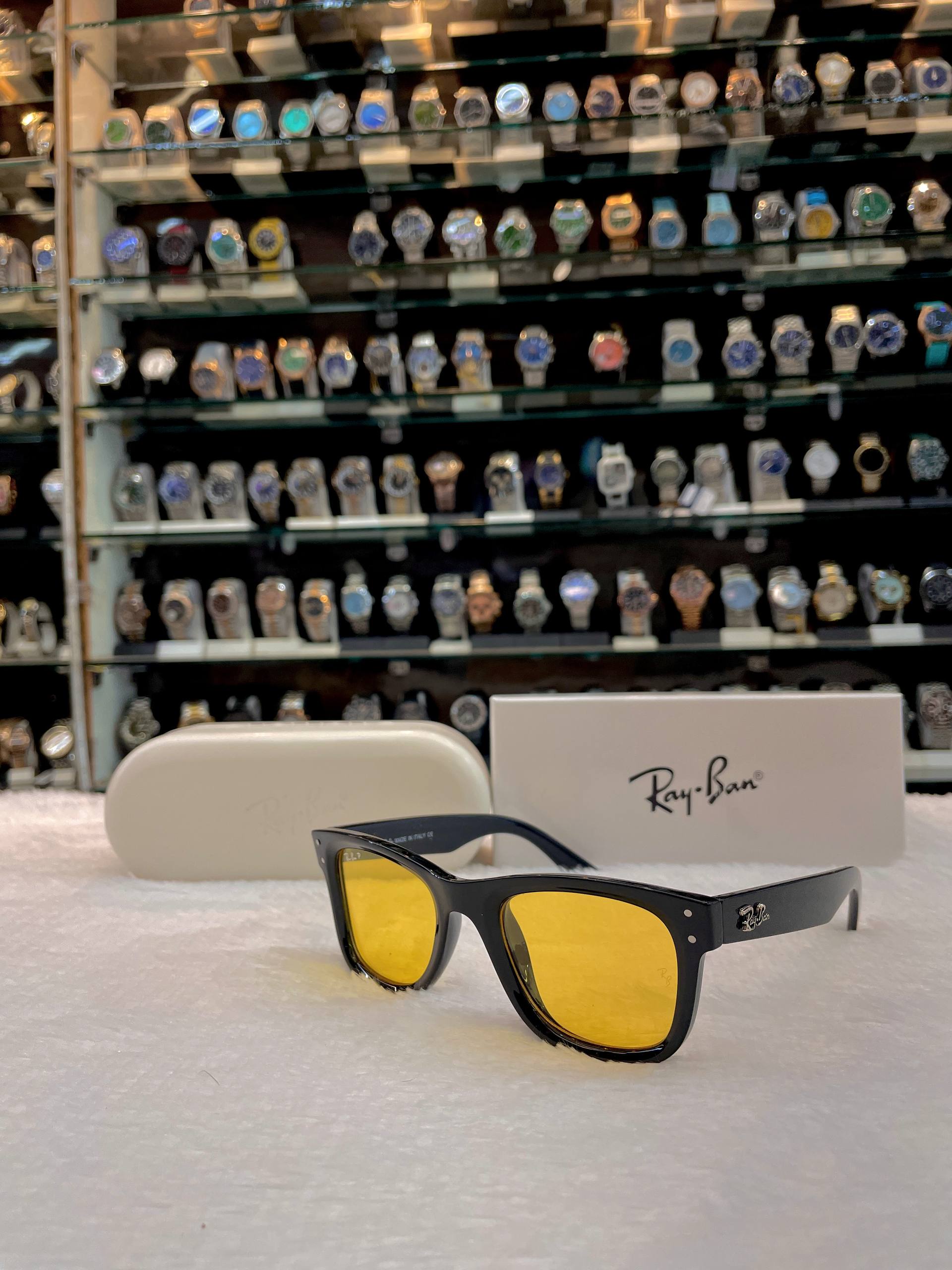 RAYBAN WAYFARER NEW SHAPE FOR MENS YELLOW 💛