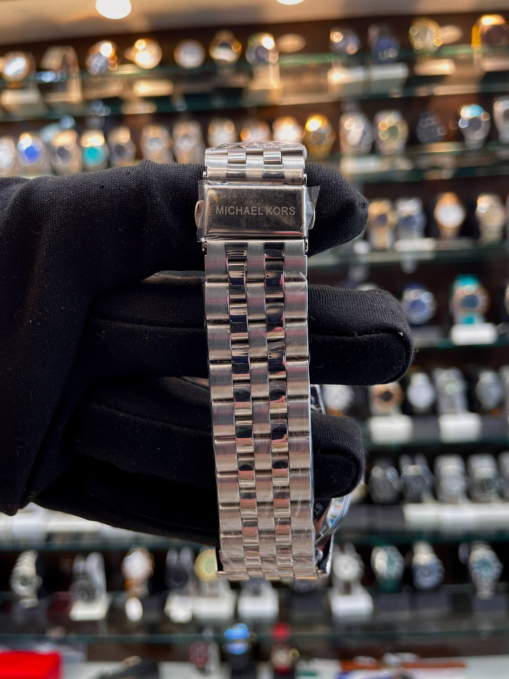 MICHEAL KORS IN AUTOMATIC ⚙️ FOR MENS SILVER 🥈
