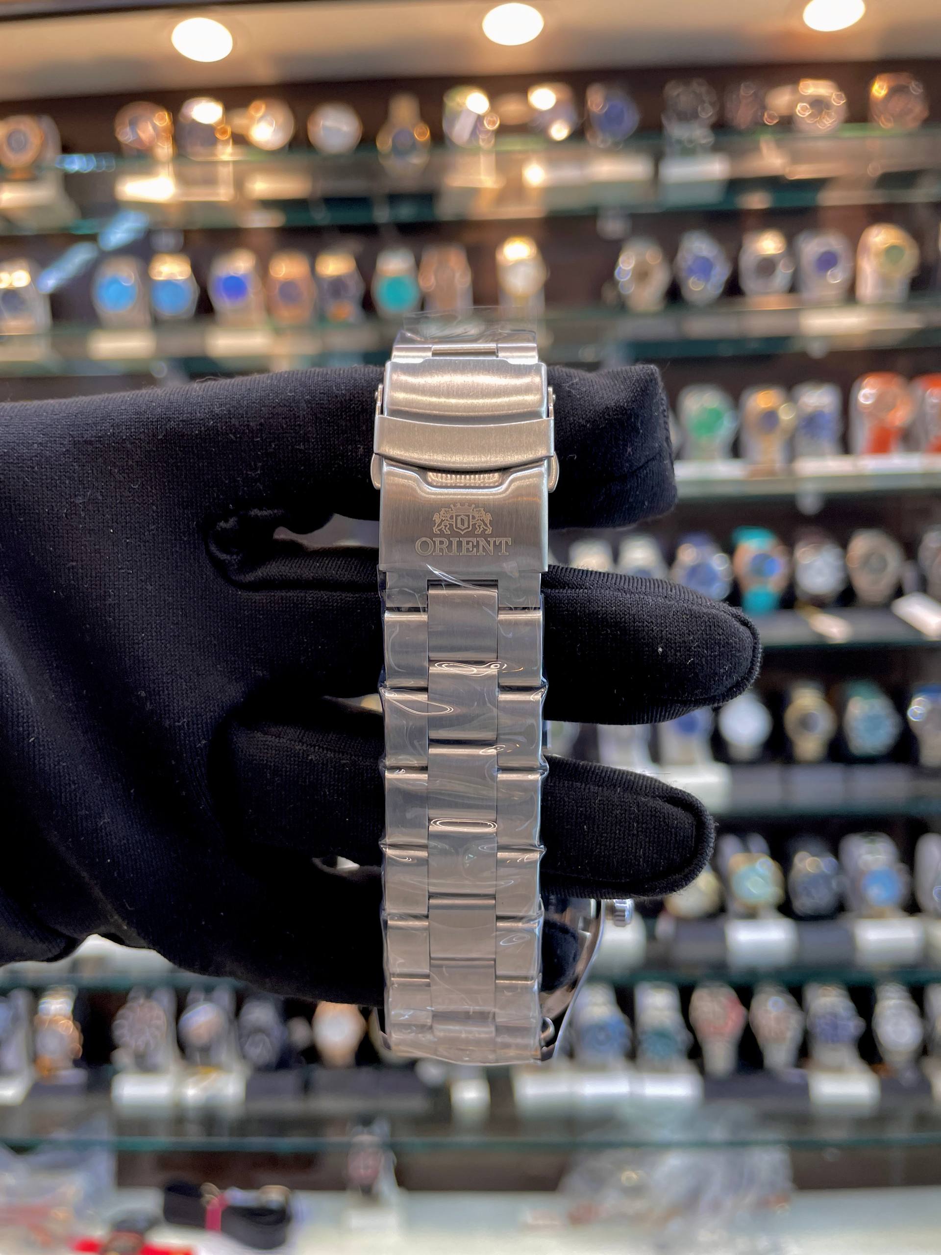 ORIENT NOW IN AUTOMATIC UNDER BUDGET FOR MENS BLACK 🖤 DIAL