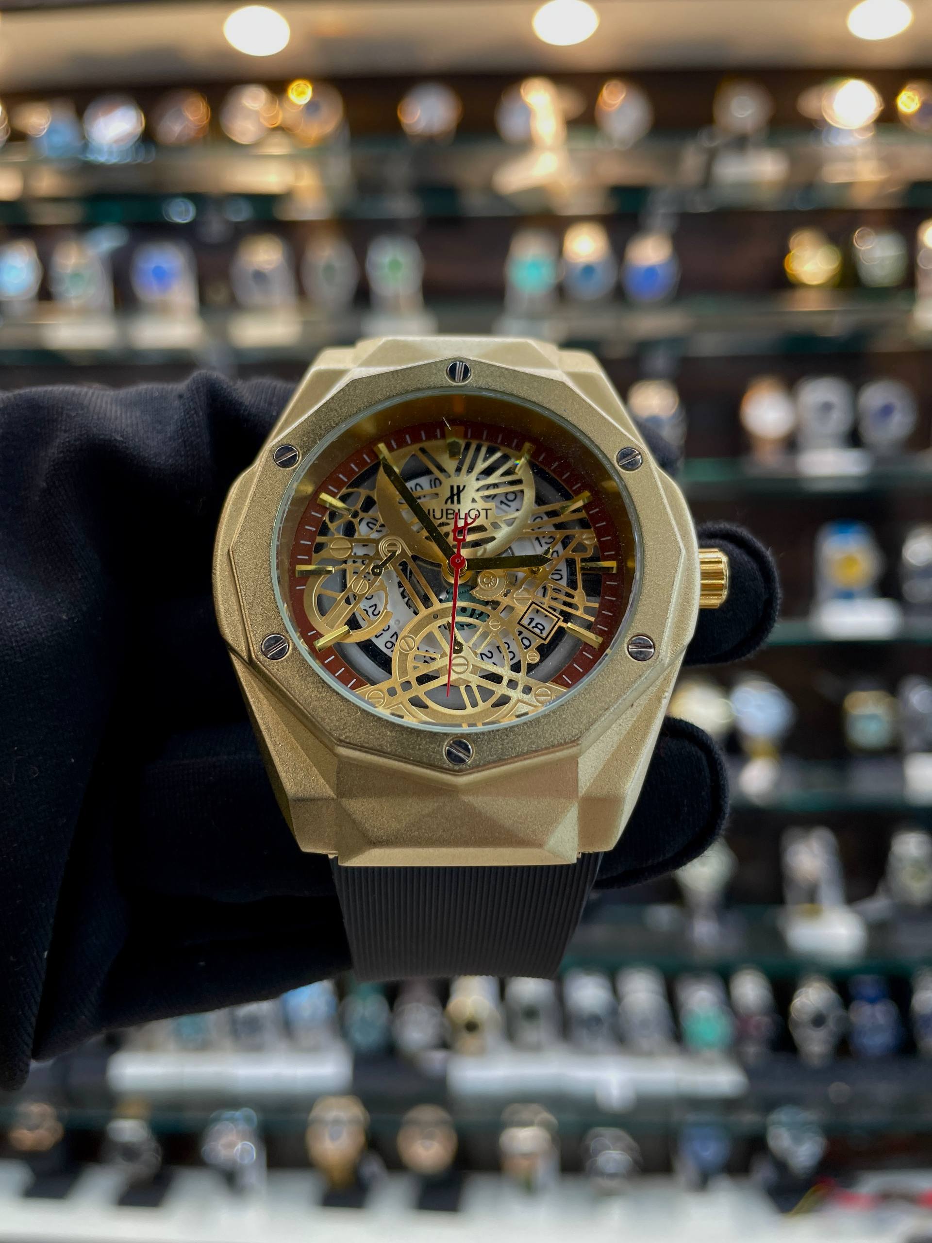 HUBLOT GEAR ⚙️ DESIGN DIAL UNDER BUDGET FOR MENS