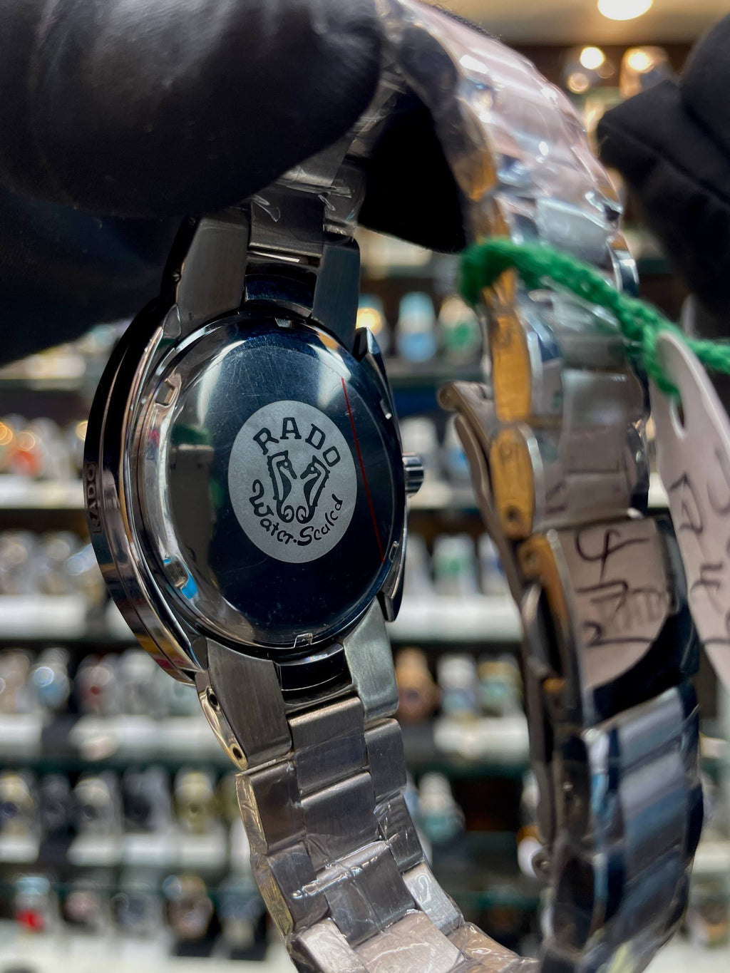 RADO 100M CHRONOGRAPH NOW IN MASTER PIECE 🤩 BLACK 🖤 BLACK 🖤 DIAL 🤩 CHRONOGRAPH WORKING ✅ DATE INDICATOR ☑️SILVER 🥈 STAINLESS BODY & CHAIN ⛓️ ✨ QUARTZ
