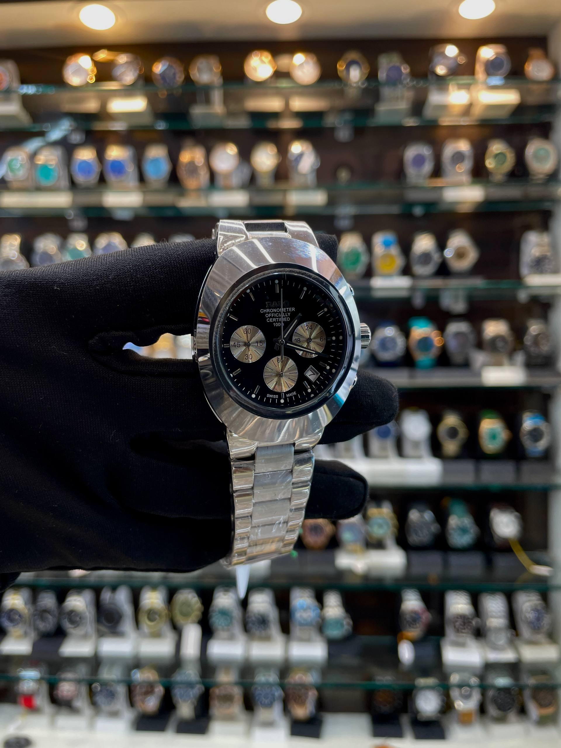 RADO 100M CHRONOGRAPH NOW IN MASTER PIECE 🤩 BLACK 🖤 BLACK 🖤 DIAL 🤩 CHRONOGRAPH WORKING ✅ DATE INDICATOR ☑️SILVER 🥈 STAINLESS BODY & CHAIN ⛓️ ✨ QUARTZ