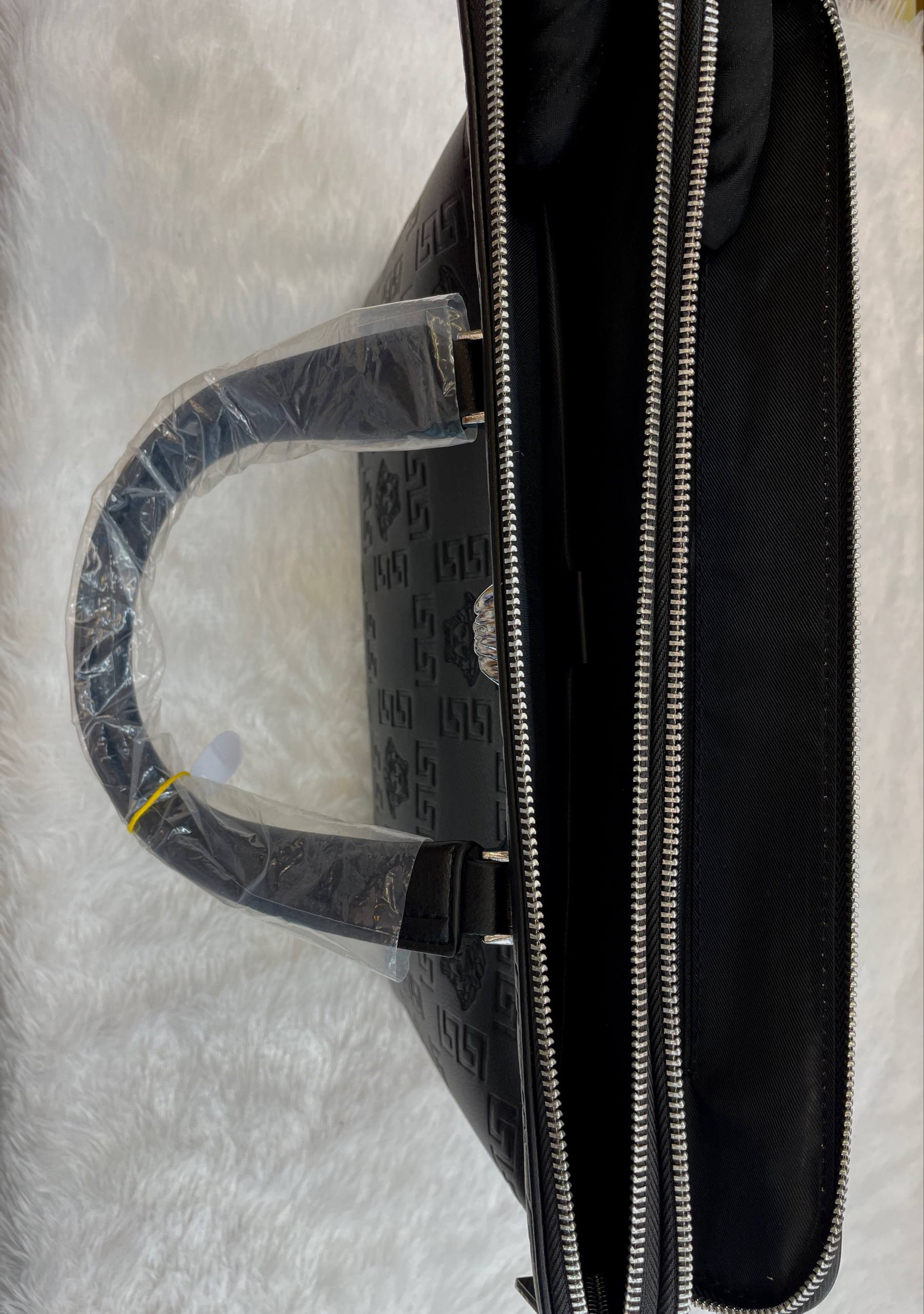 VERSACE MEDUSA EMBOSSED BLACK LAPTOP BAG IN MASTER PIECE 🔥